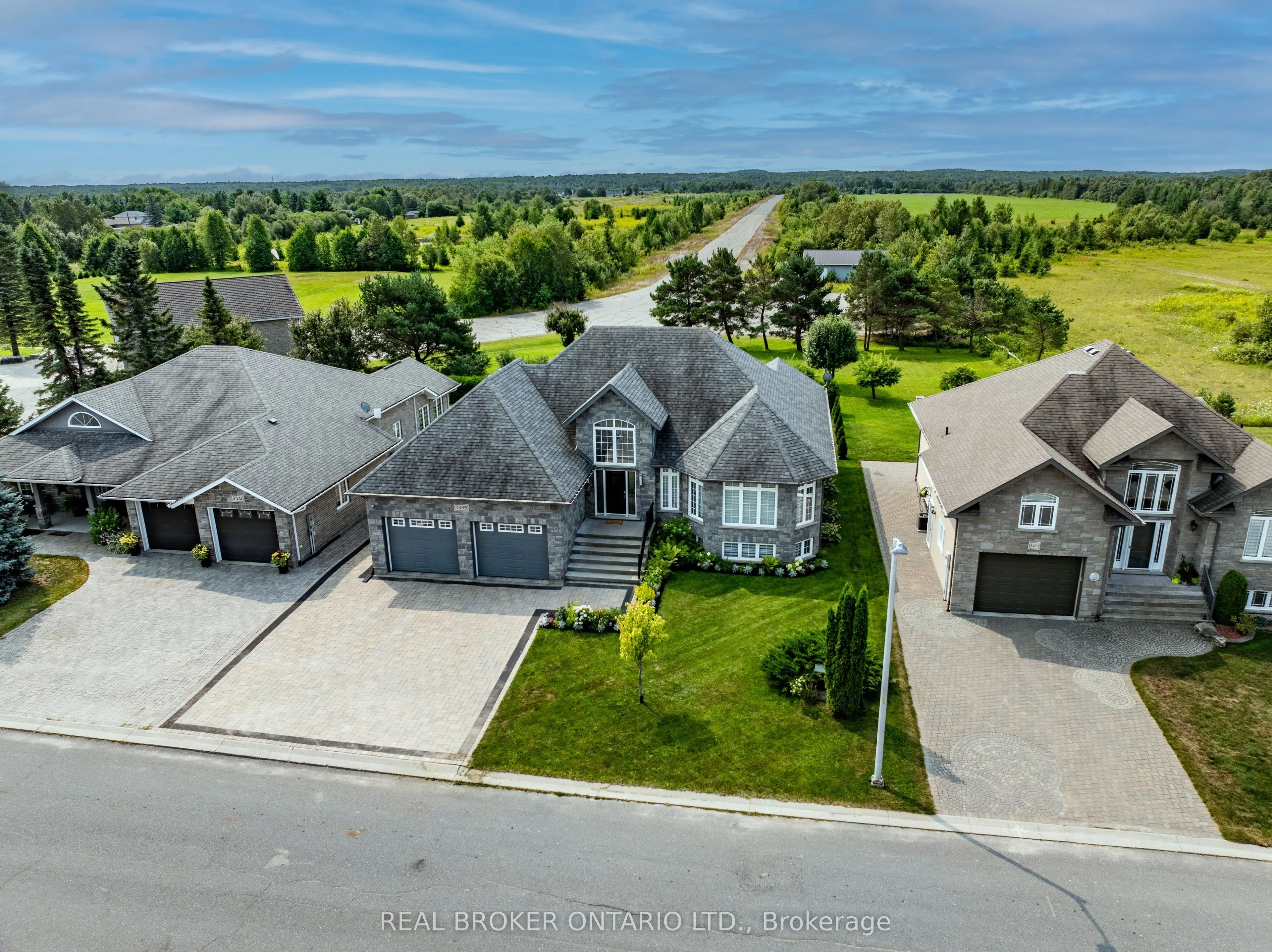 3435 Edna Street