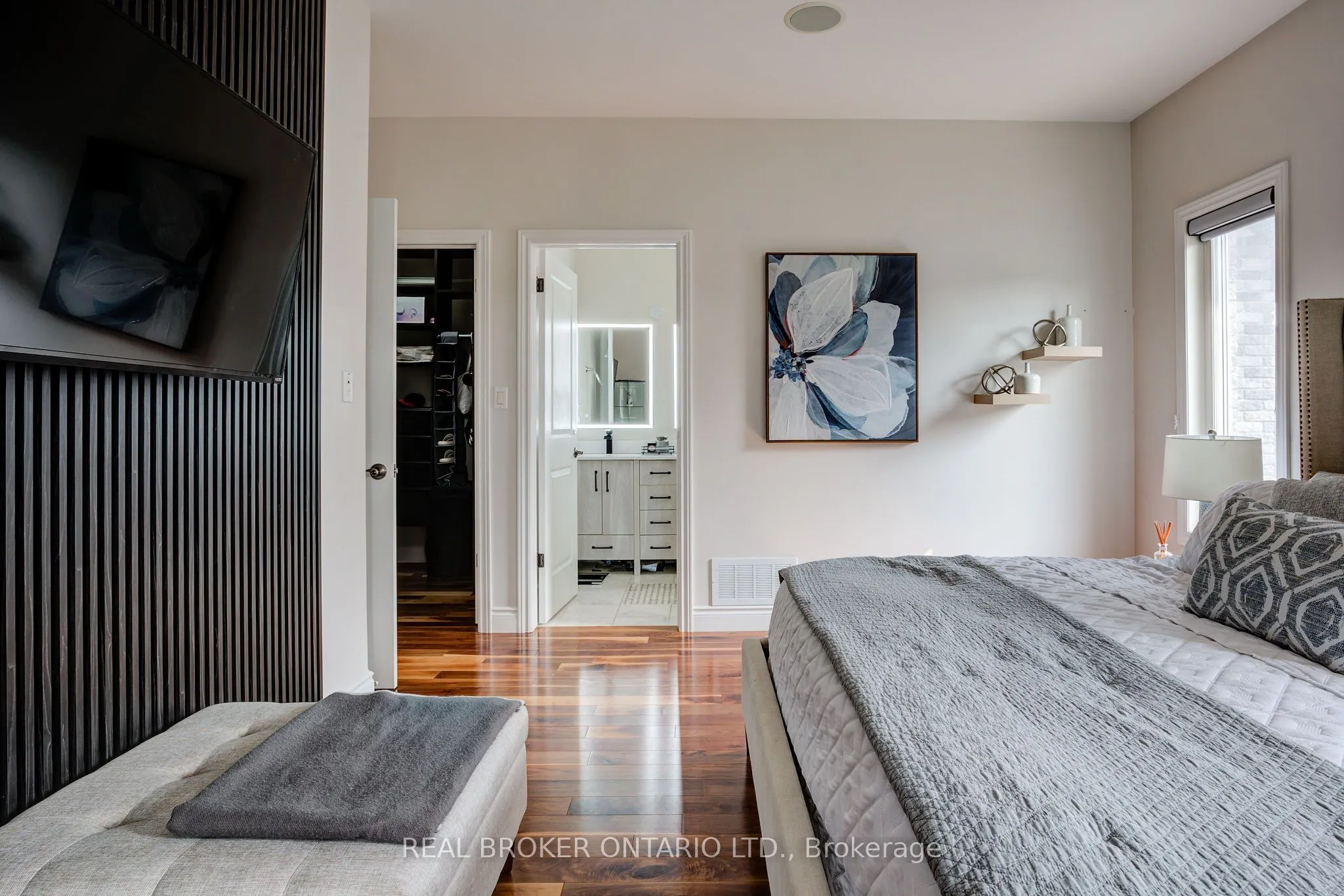 3435 Edna Street