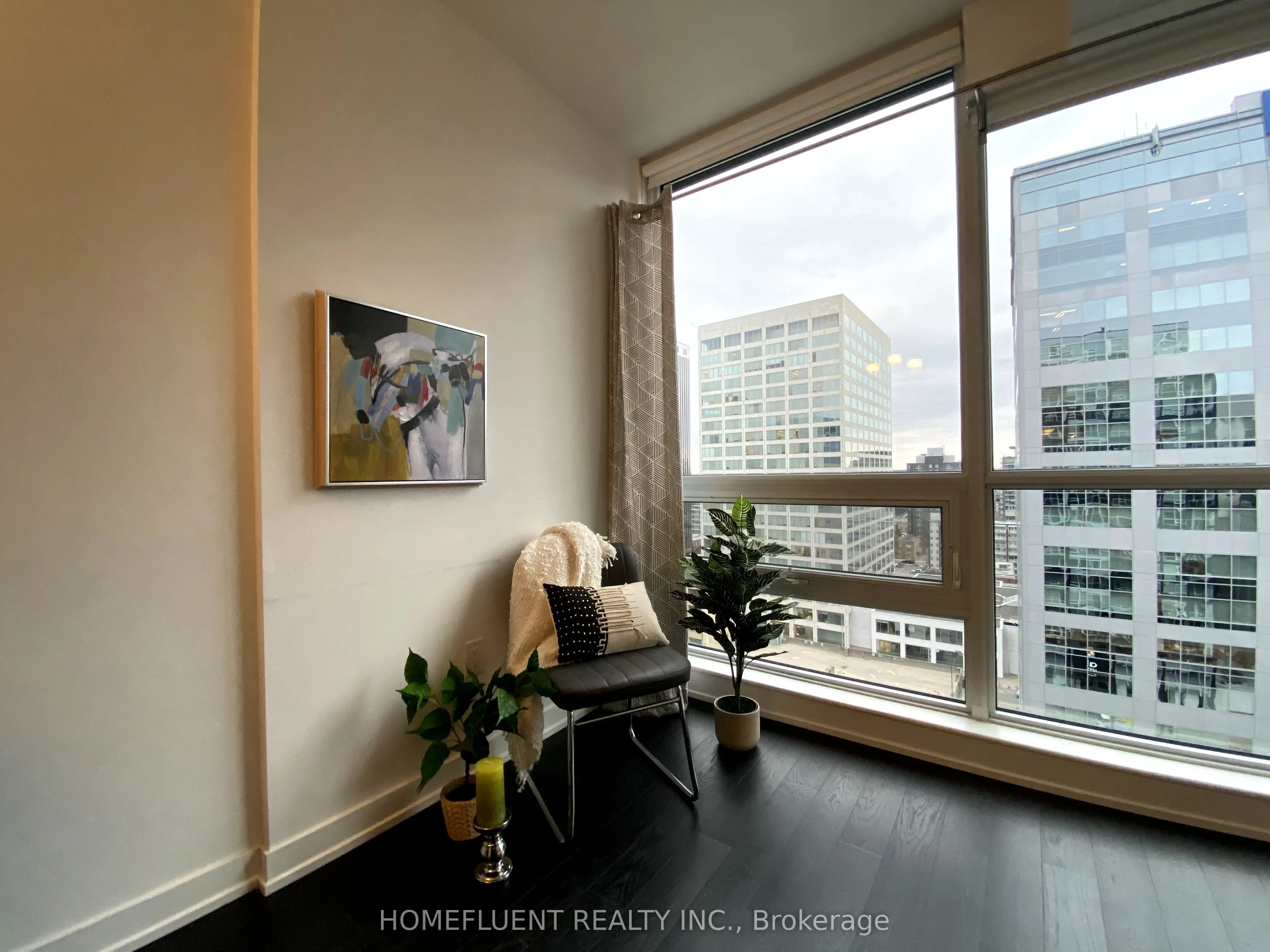 199 Slater Street, #1604