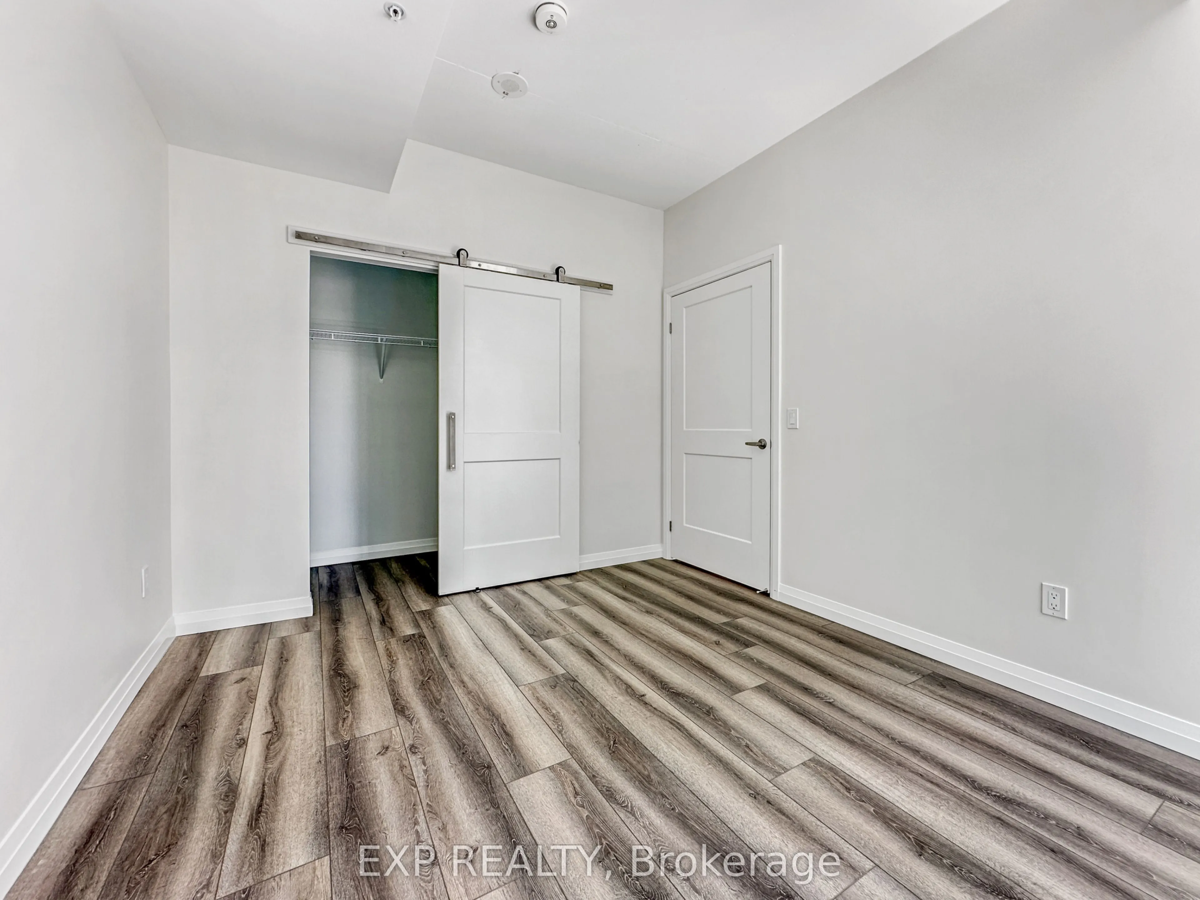 108 Garment Street, #201