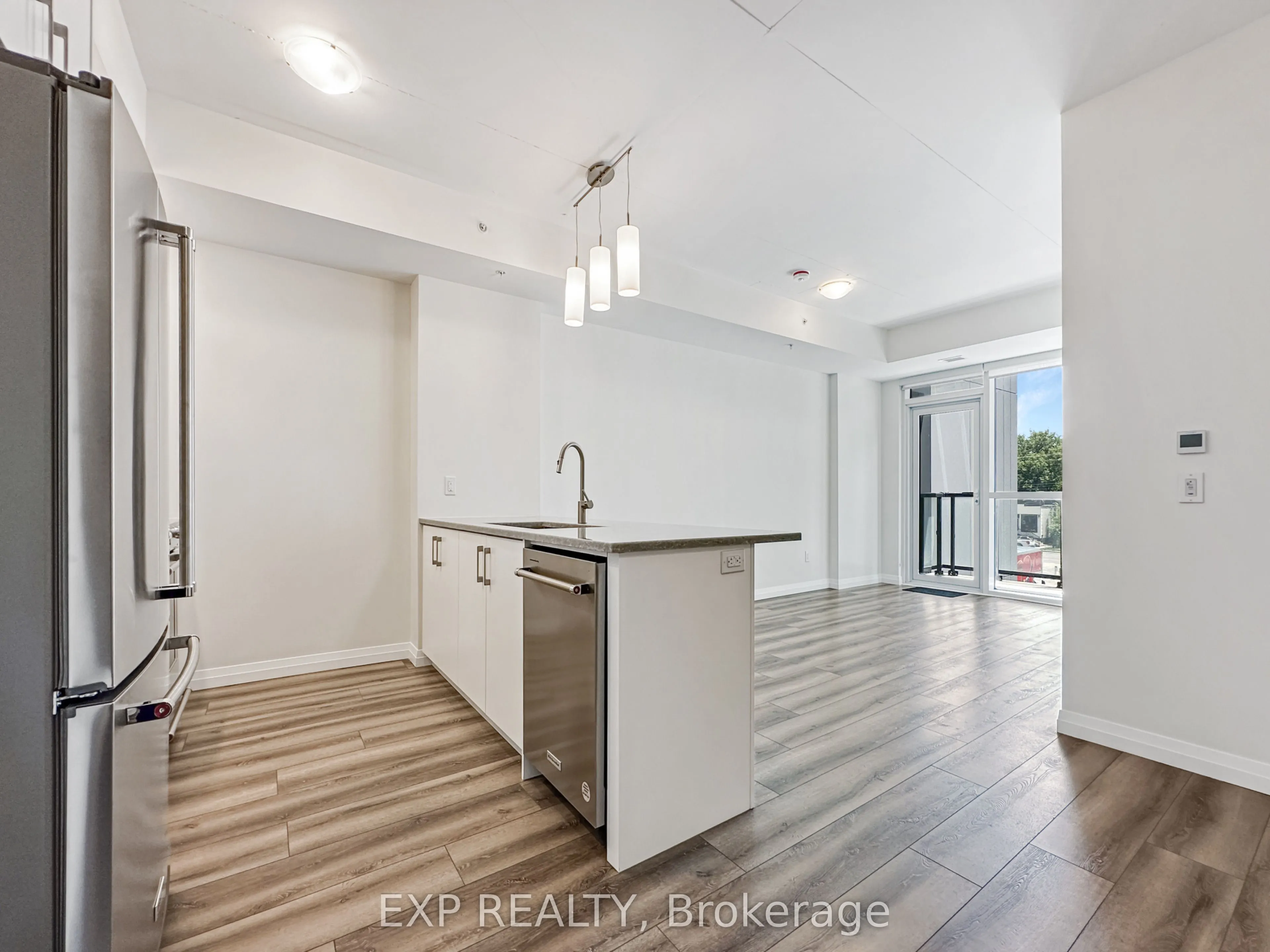 108 Garment Street, #201
