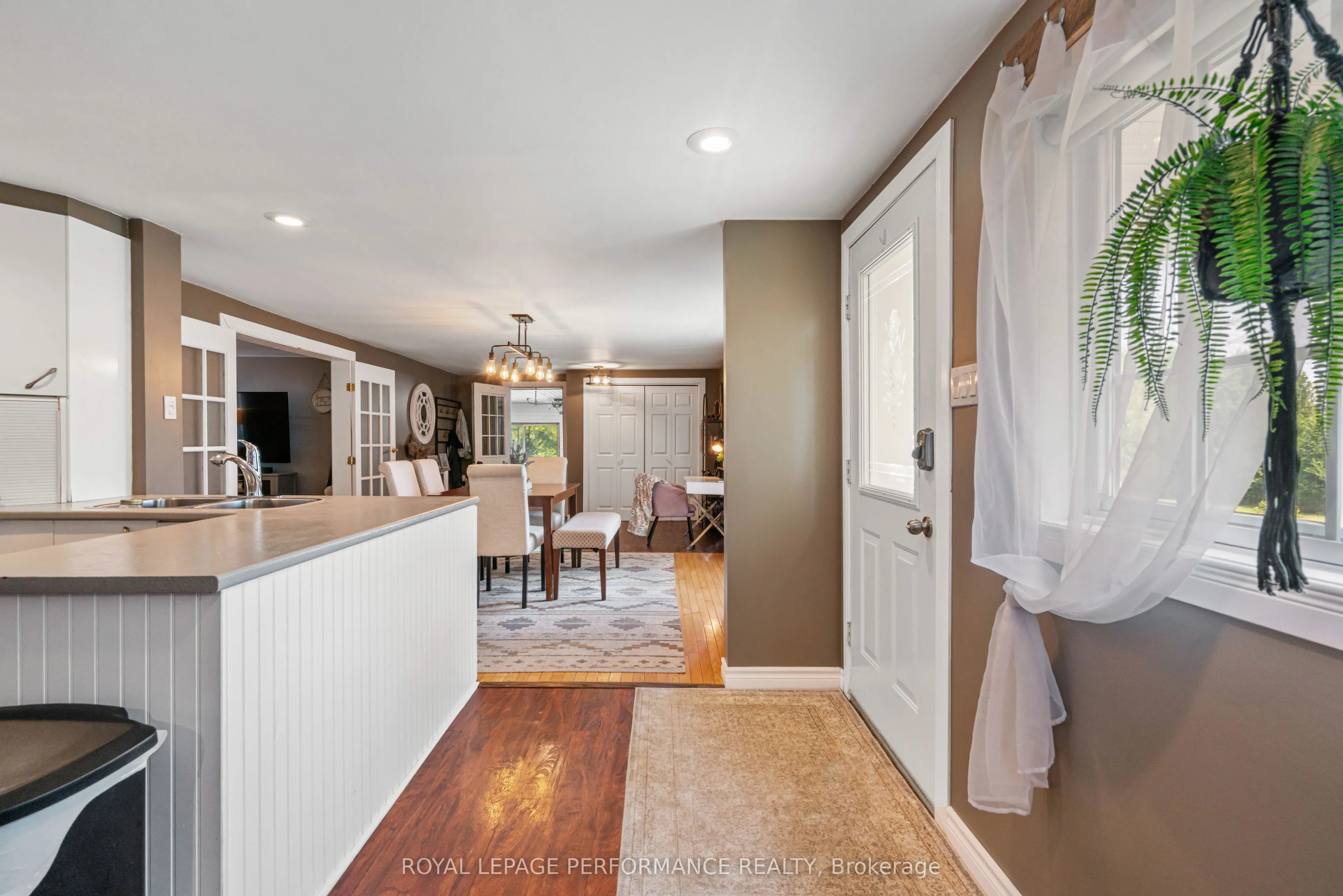 20273 Kenyon Concession 5 Rd Road