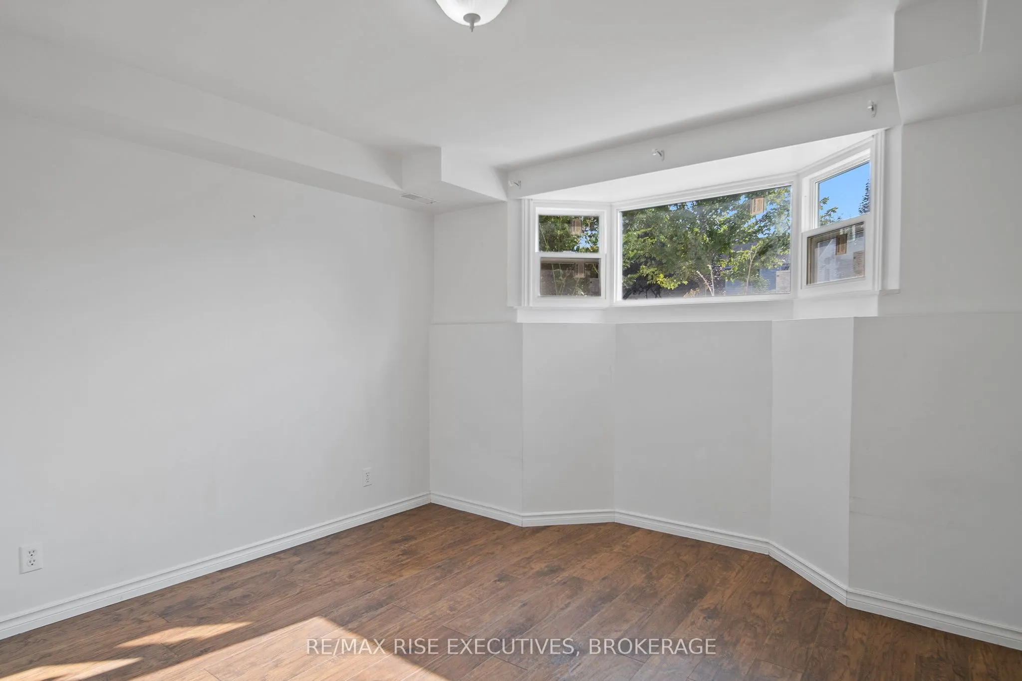 508 Grandtrunk Avenue
