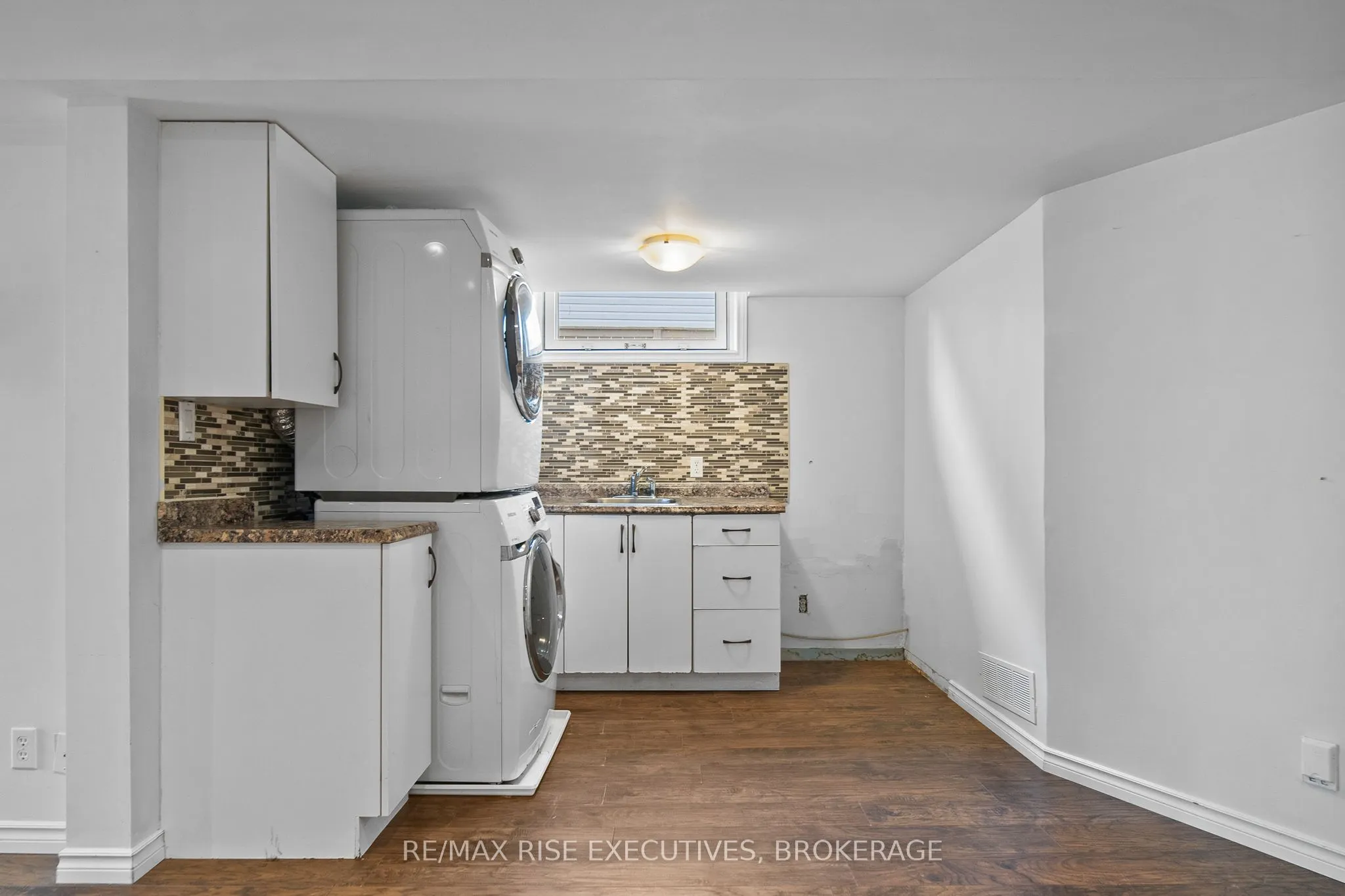 508 Grandtrunk Avenue