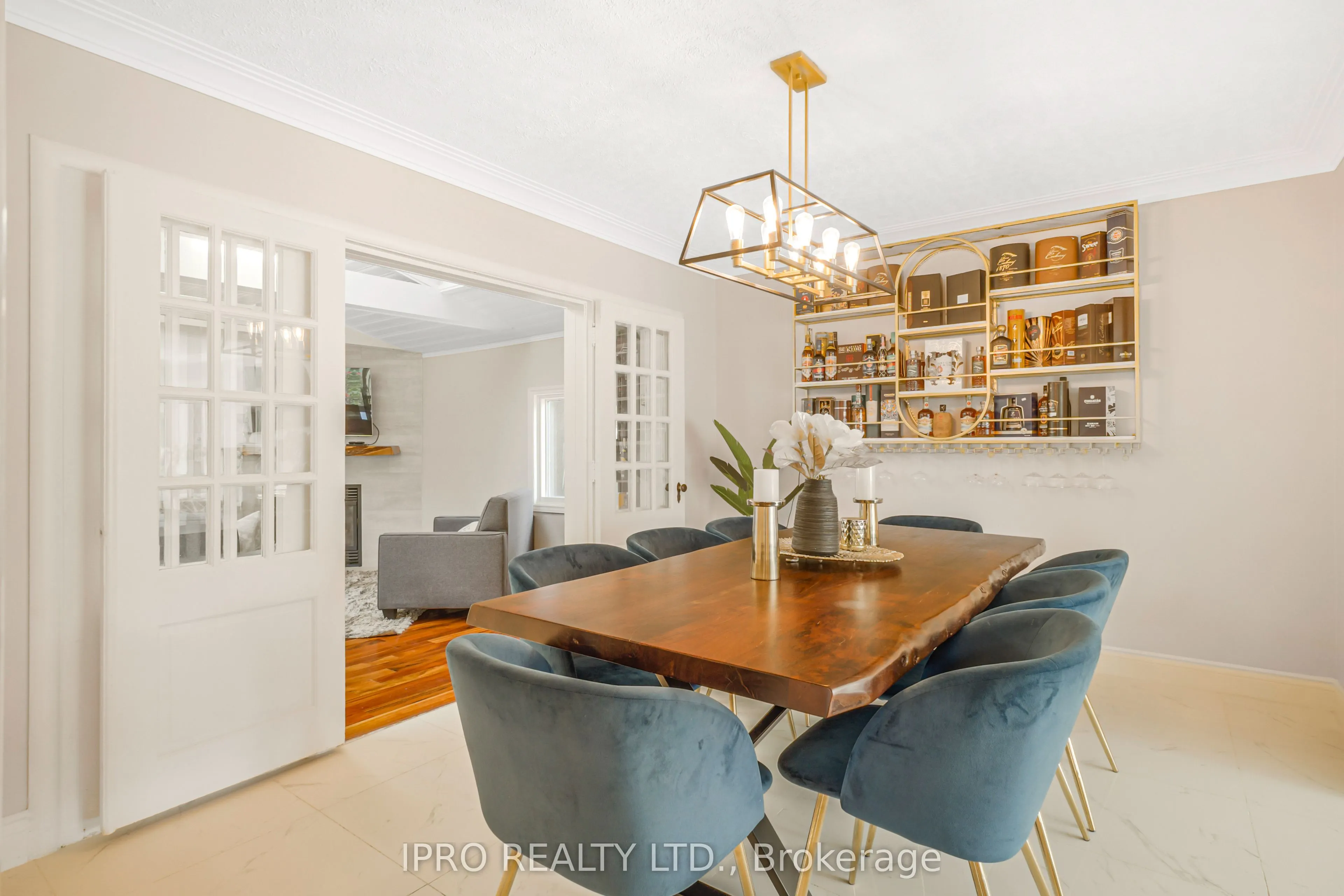 5177 Valley Way