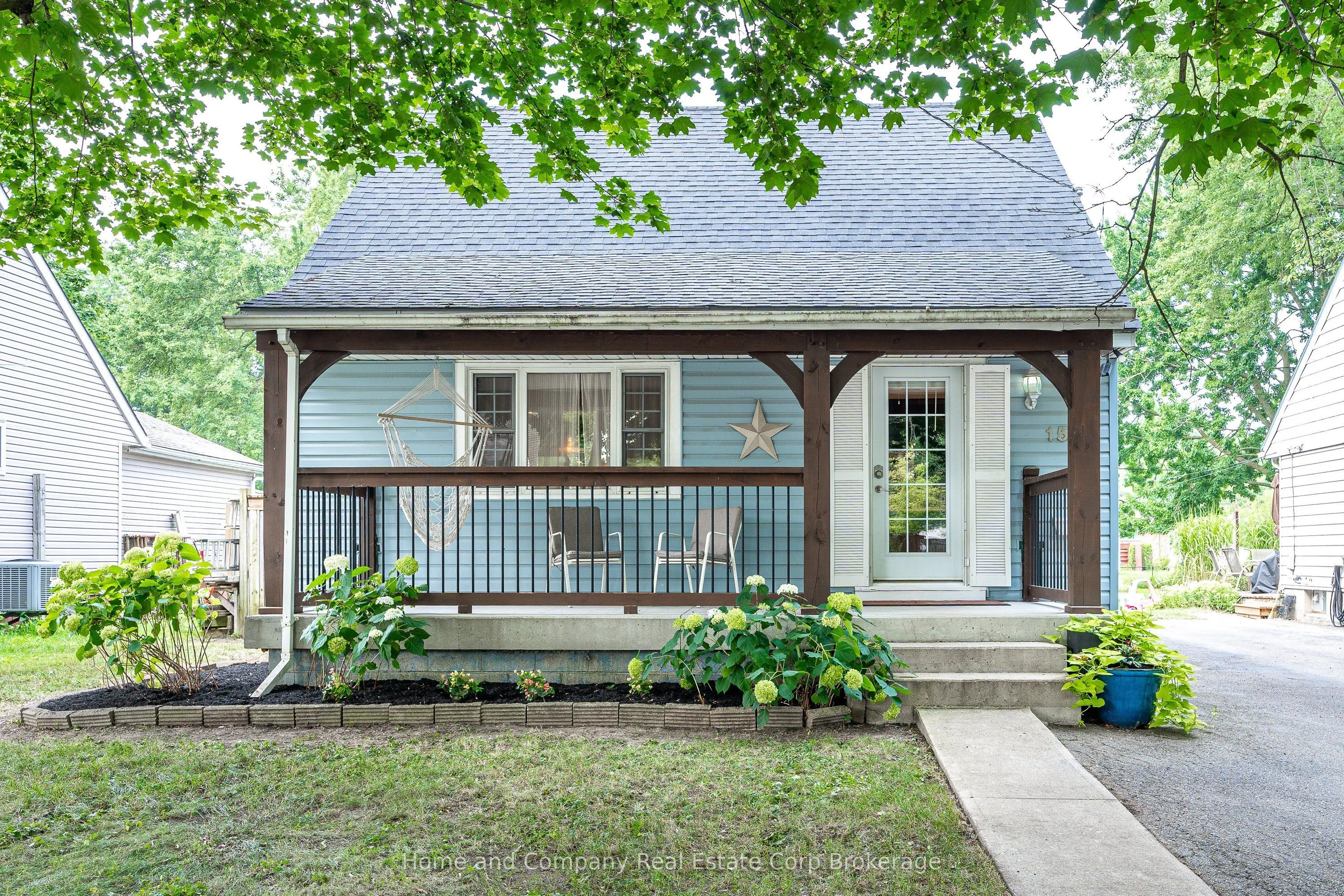 152 Mcnab Street