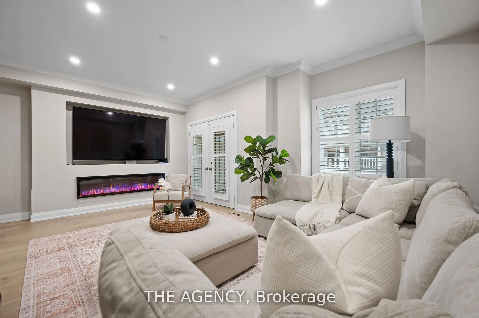 54 Nisbet Boulevard, #20