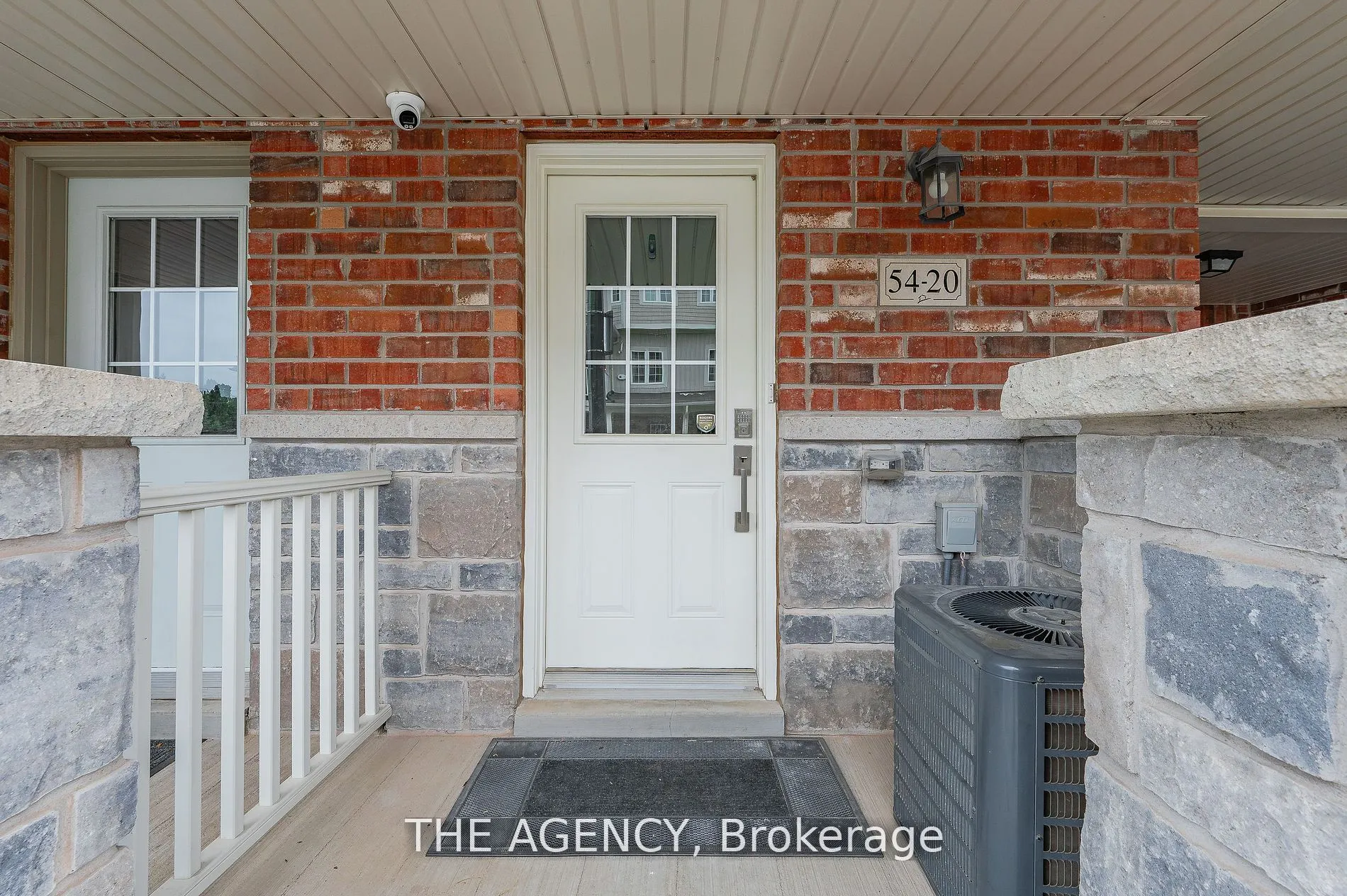 54 Nisbet Boulevard, #20