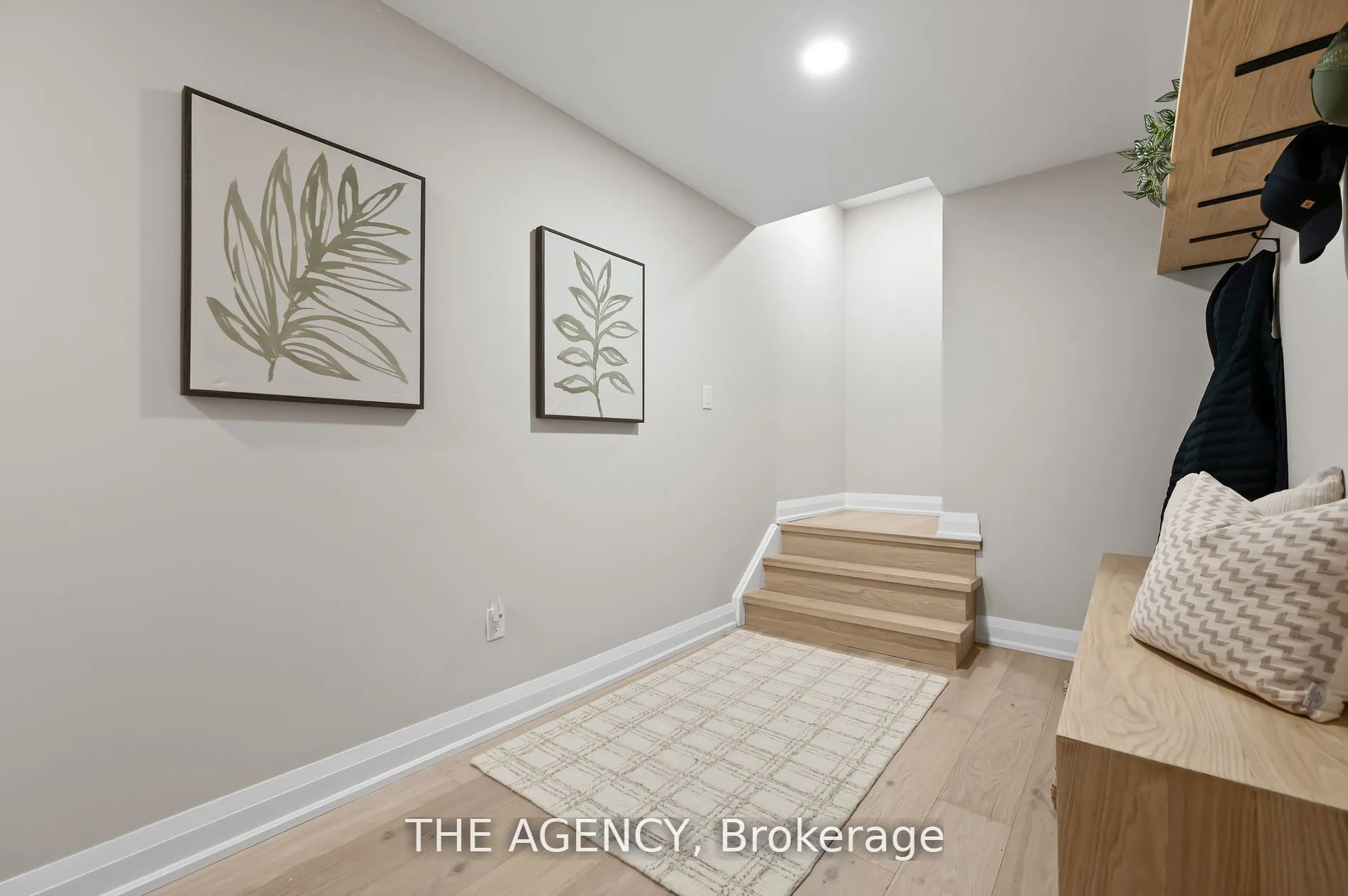 54 Nisbet Boulevard, #20