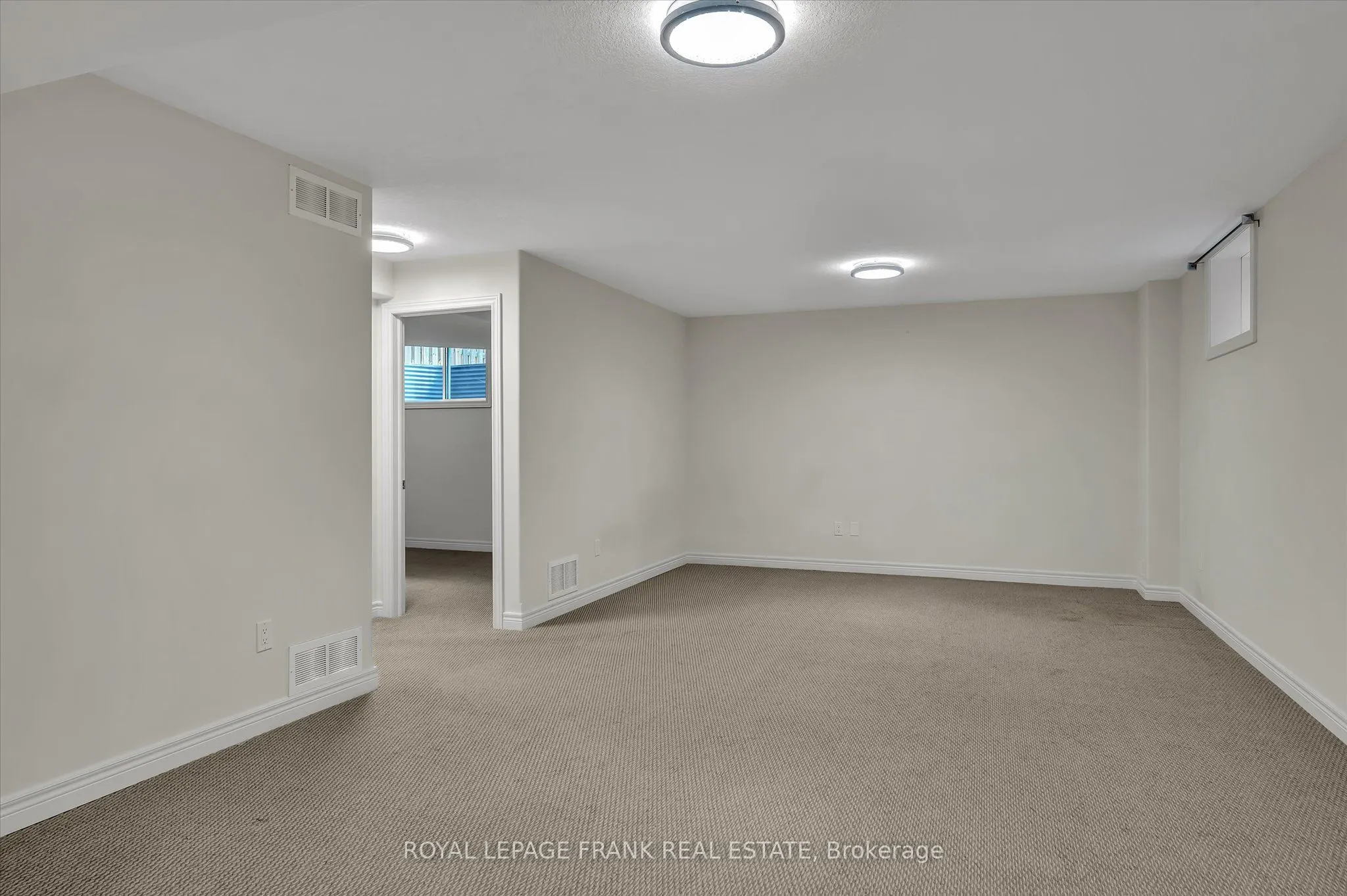 562 Grange Way