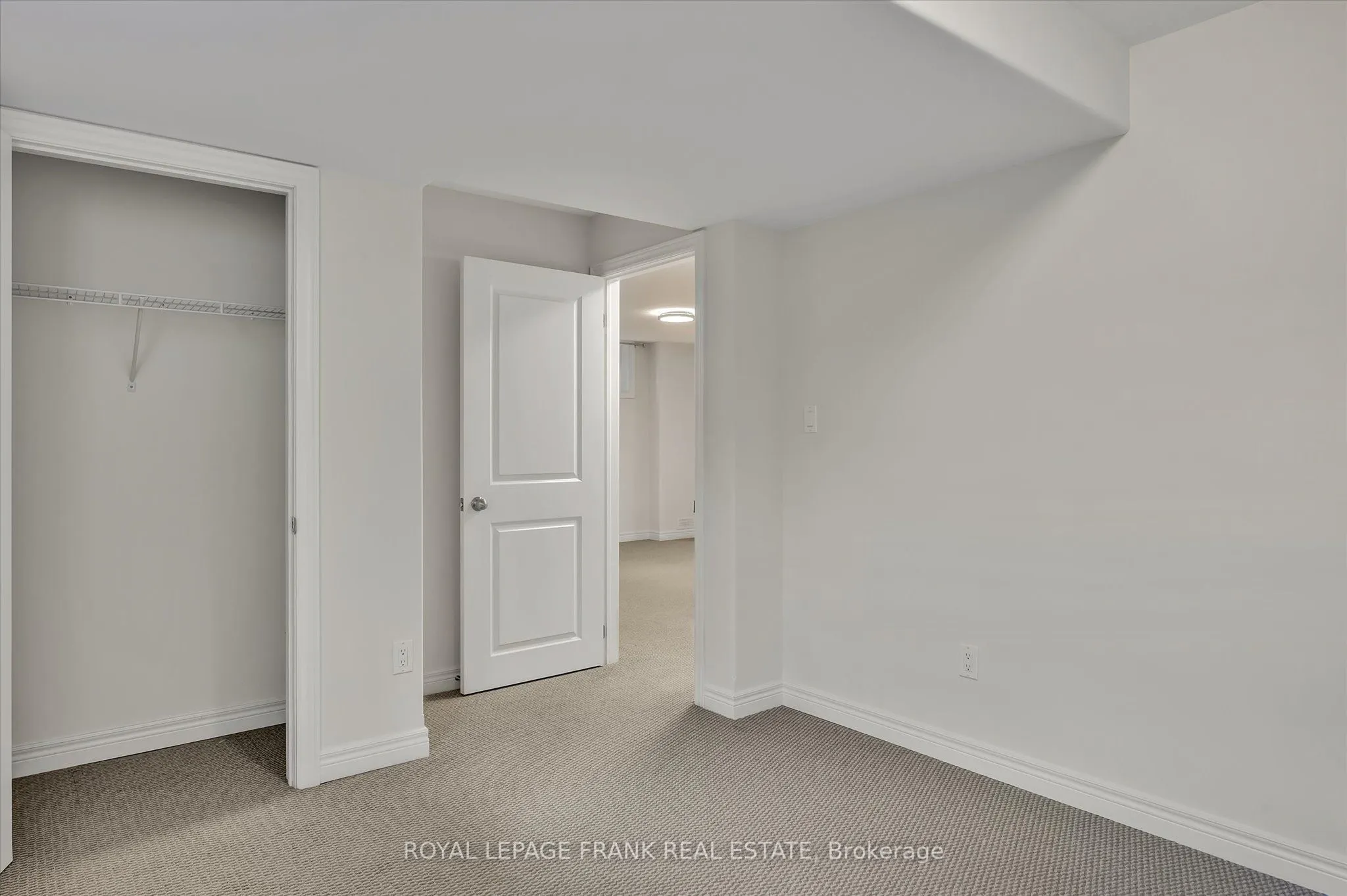 562 Grange Way