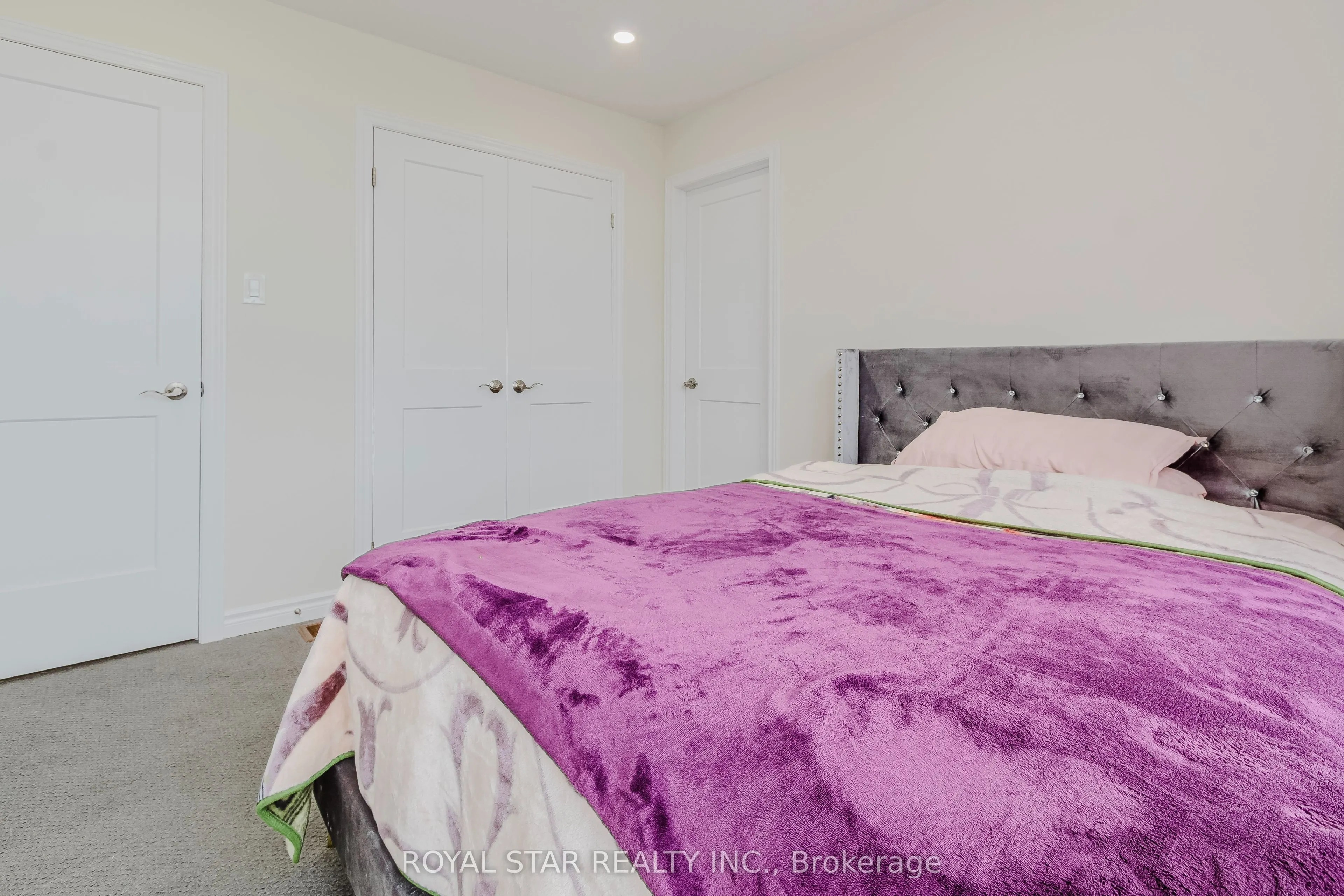14 Heming Street