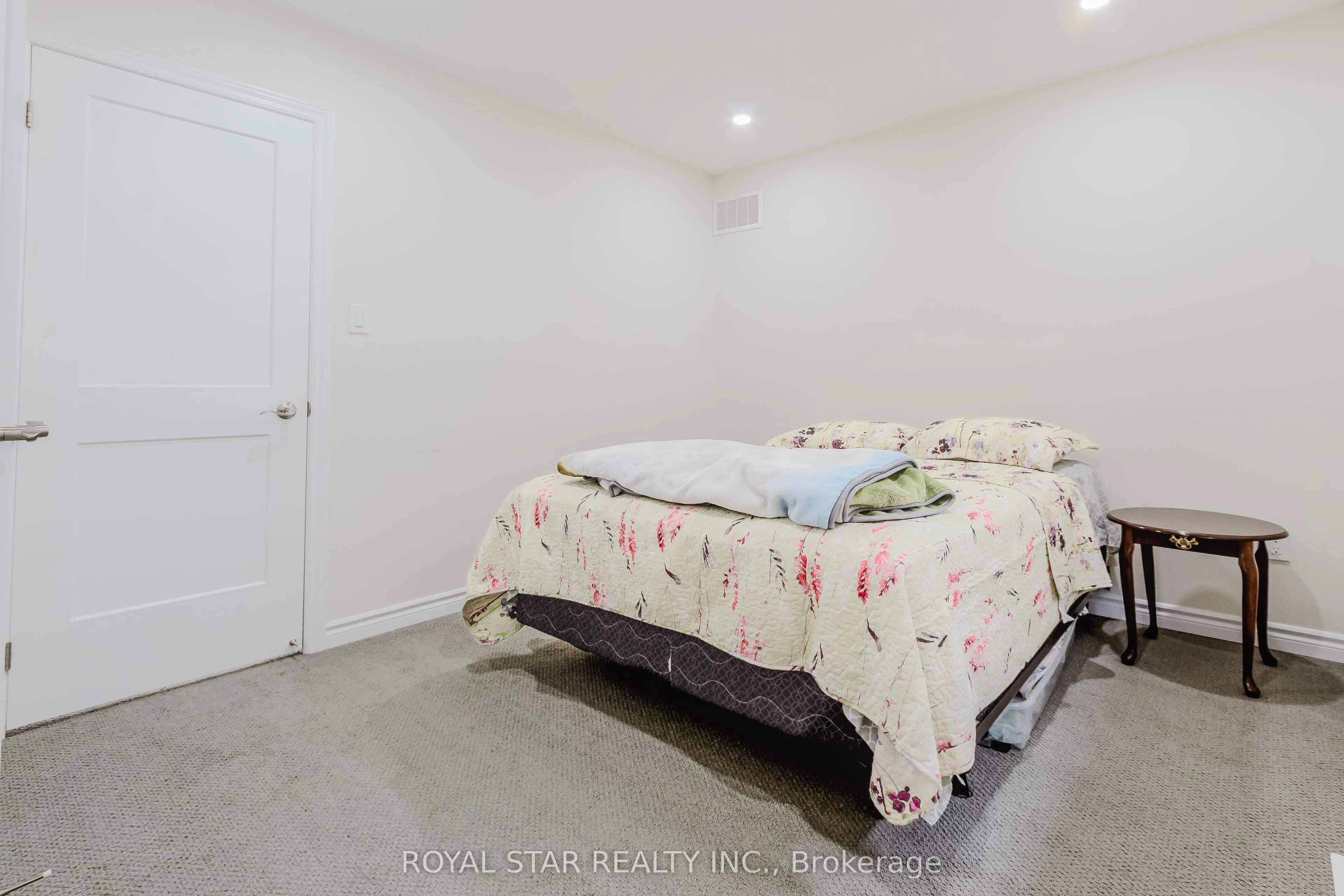 14 Heming Street