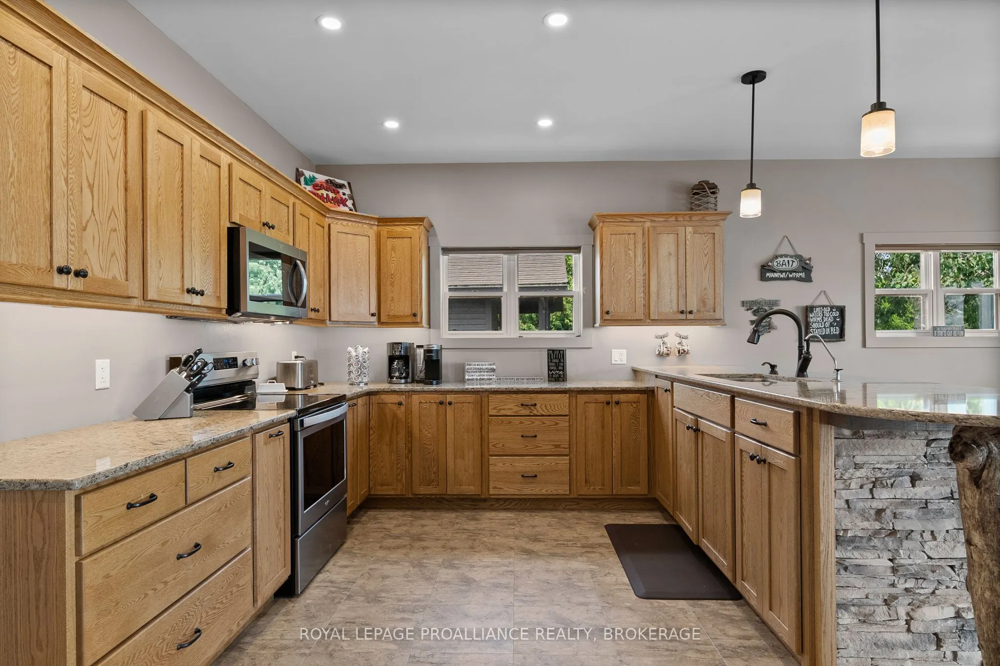 199 & 213 Leone's Cove Lane