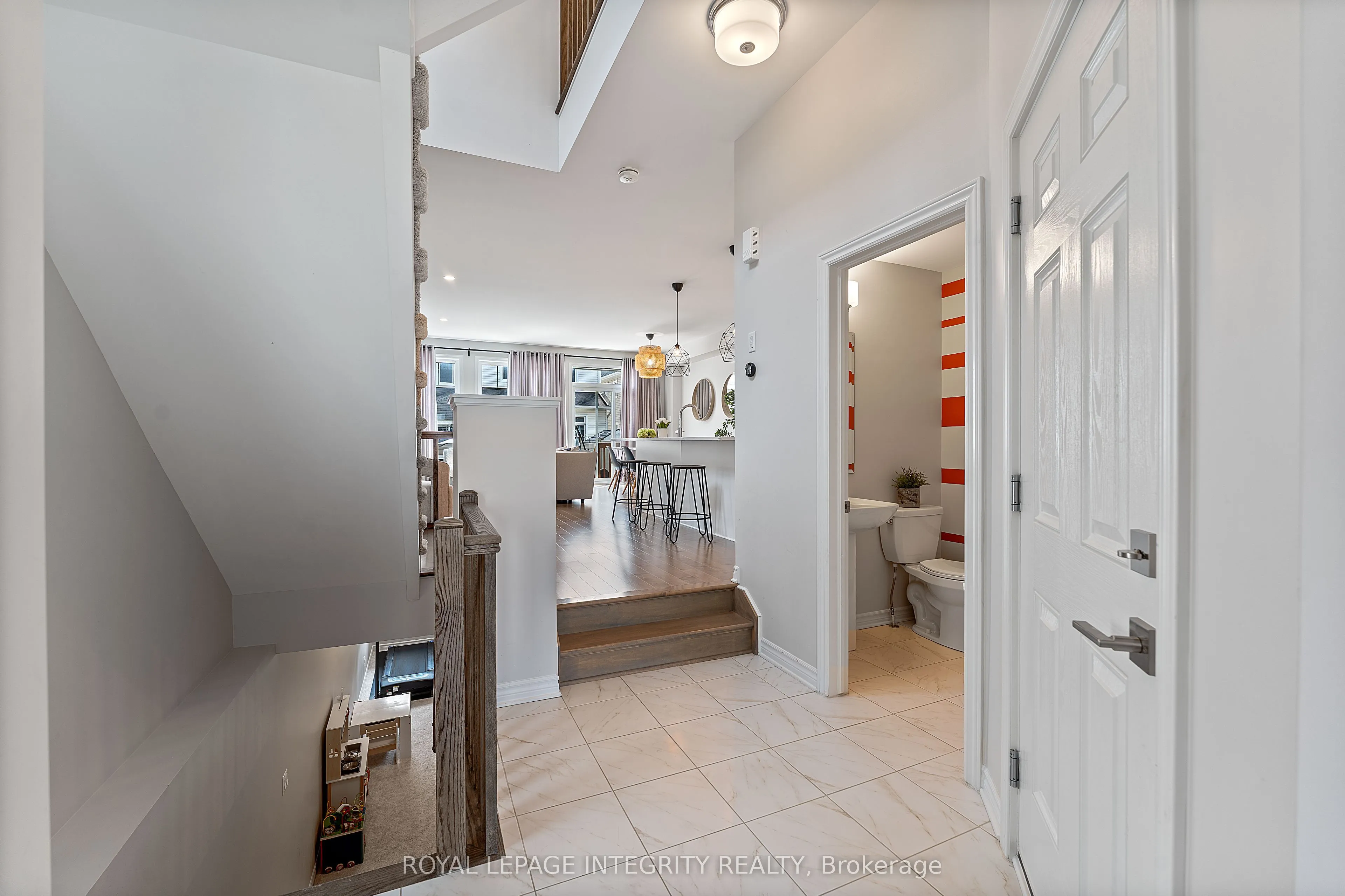 820 Clapham Terrace