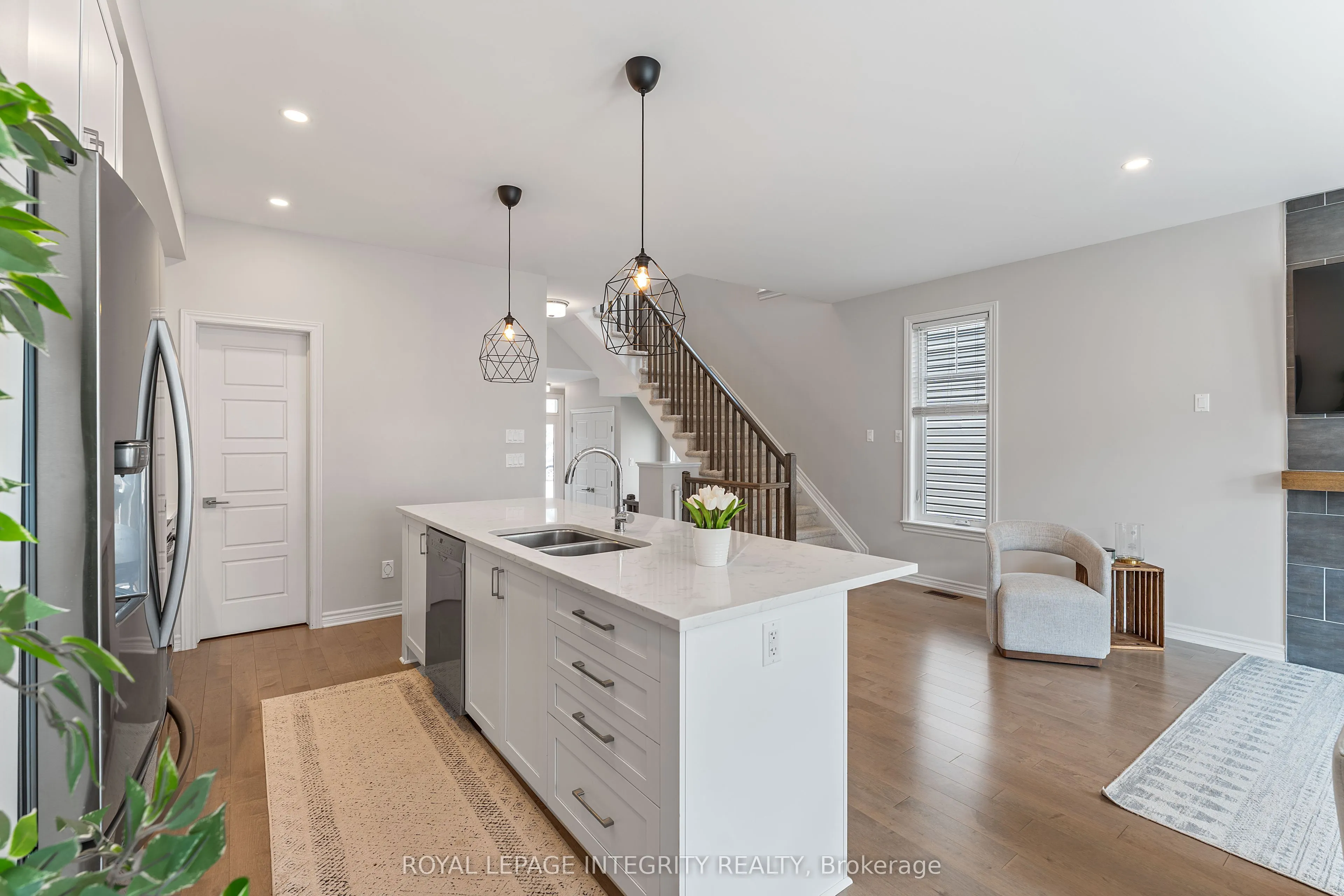 820 Clapham Terrace