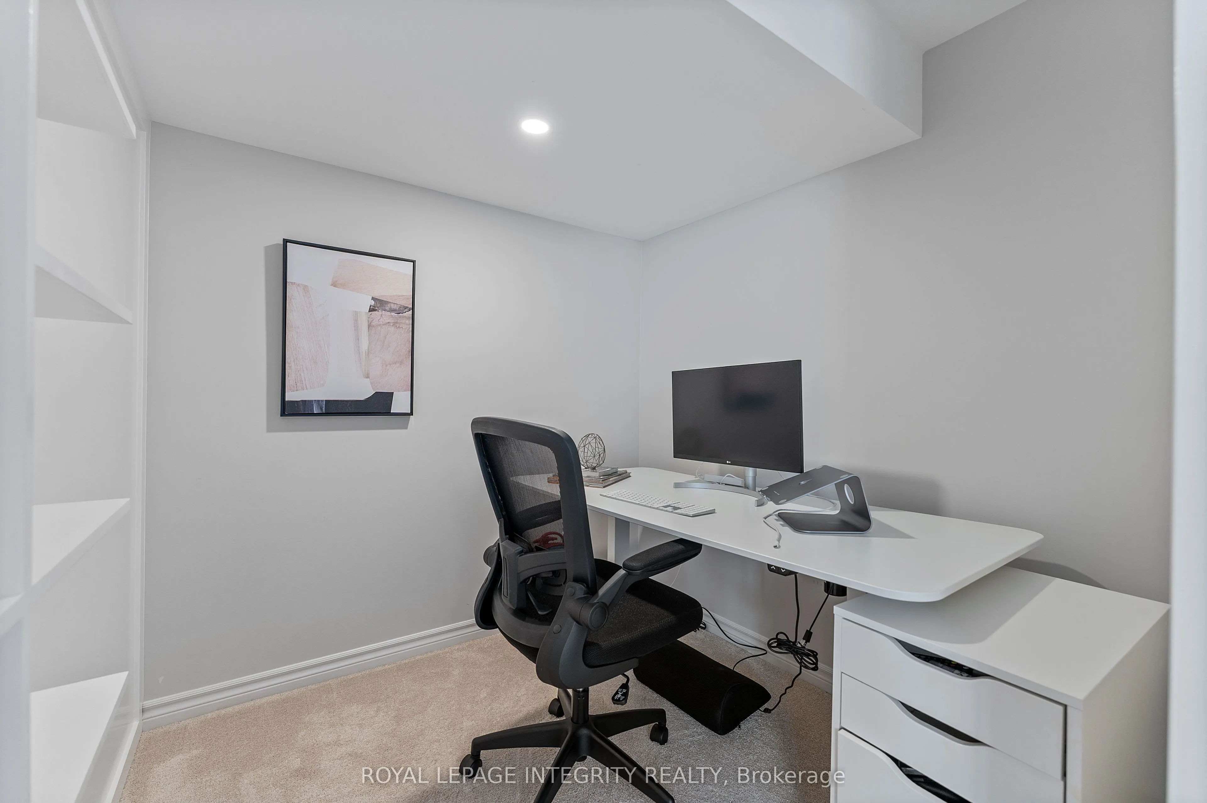 820 Clapham Terrace