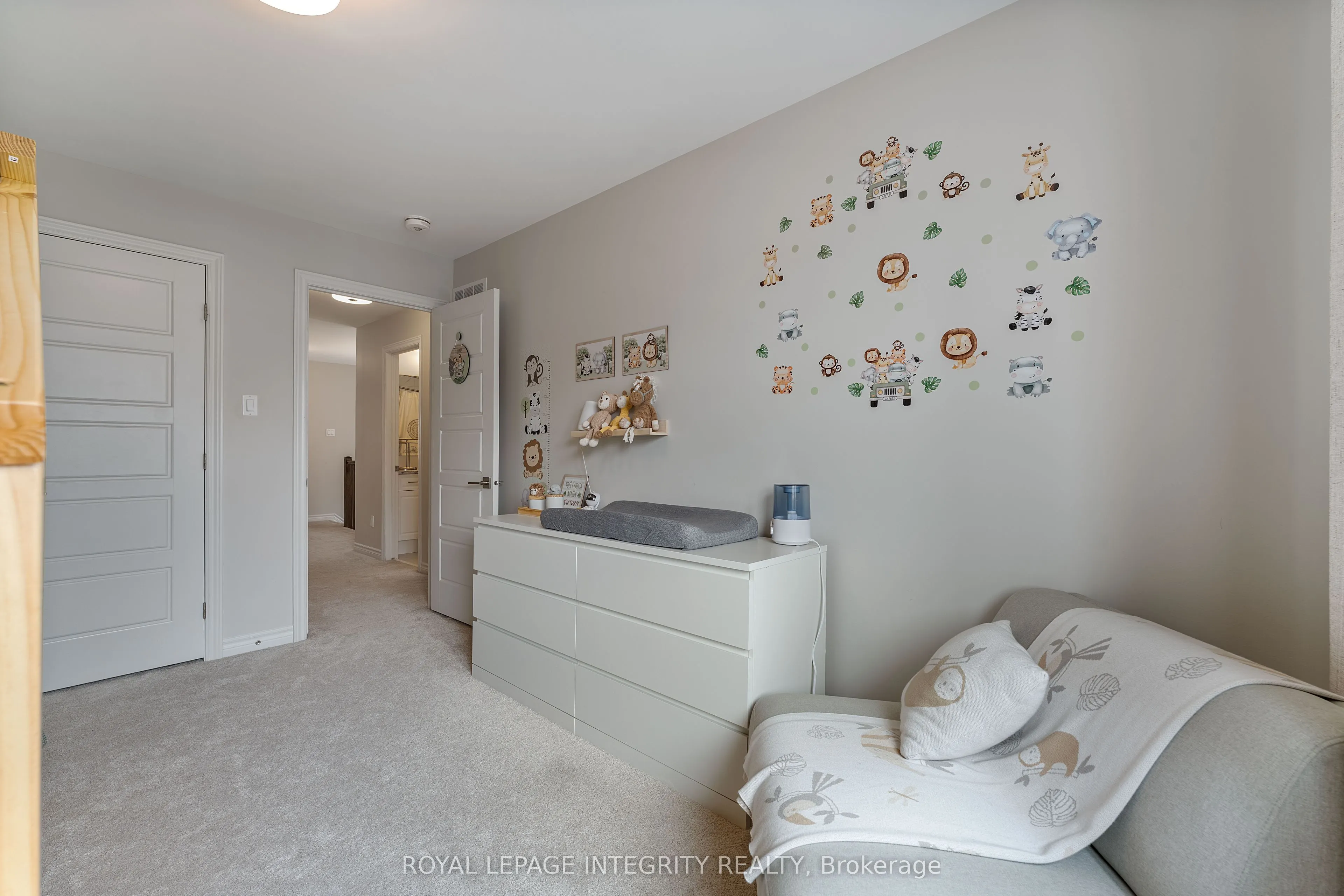 820 Clapham Terrace