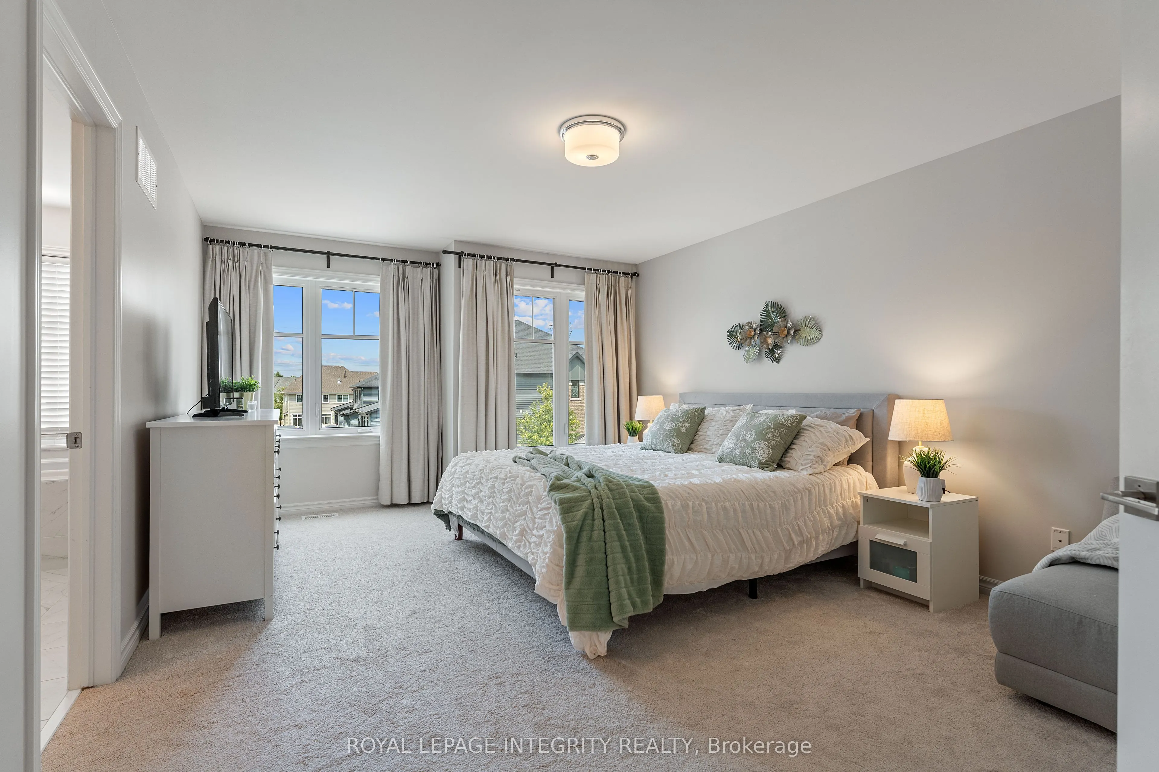 820 Clapham Terrace