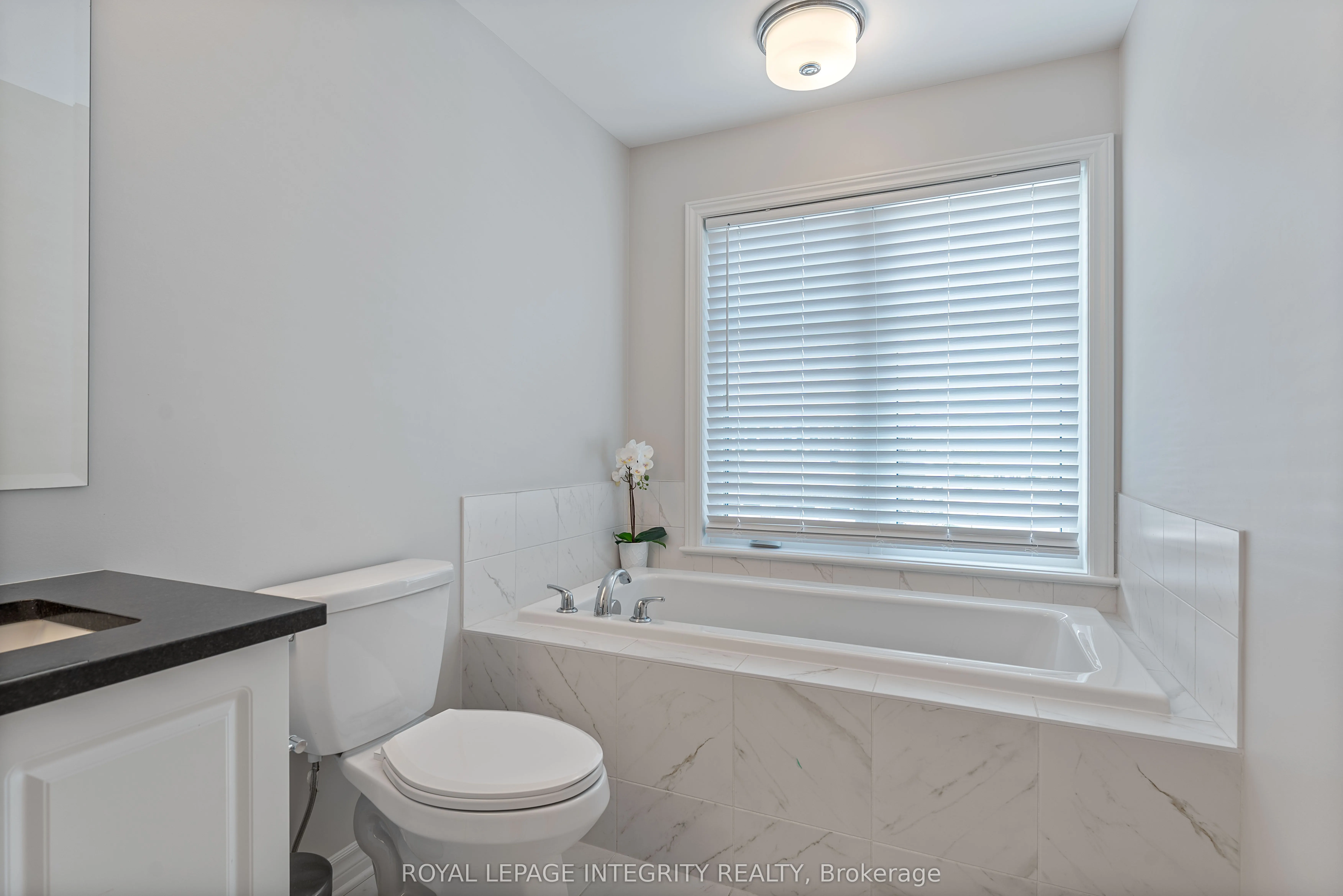 820 Clapham Terrace