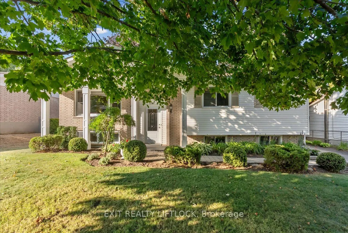 1540 Redwood Drive