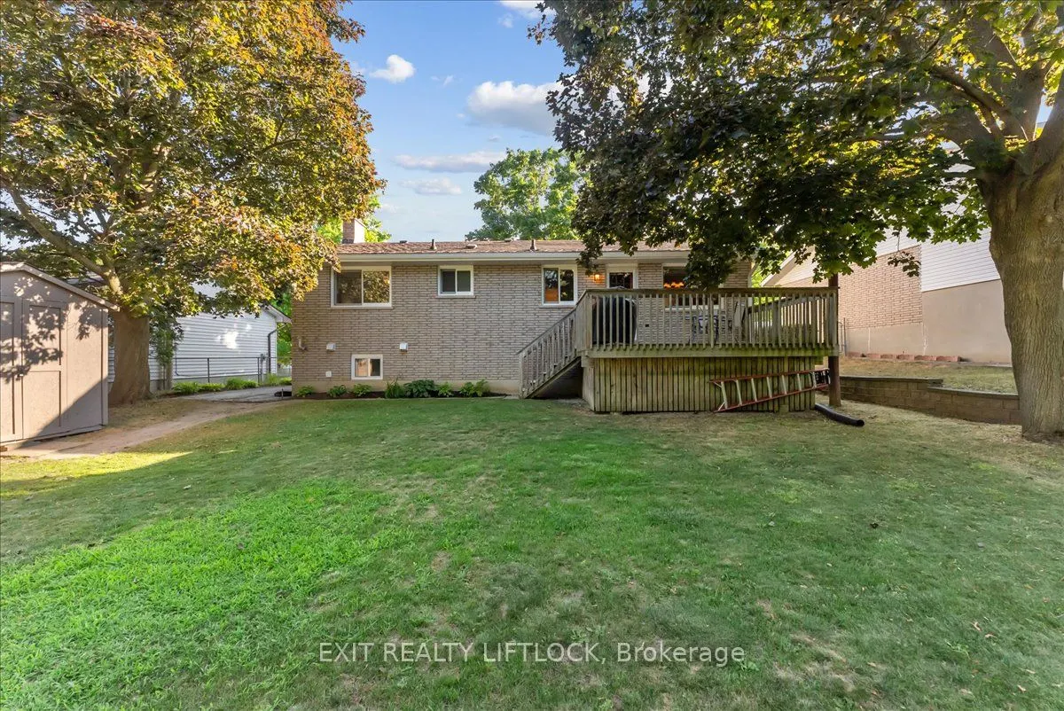 1540 Redwood Drive