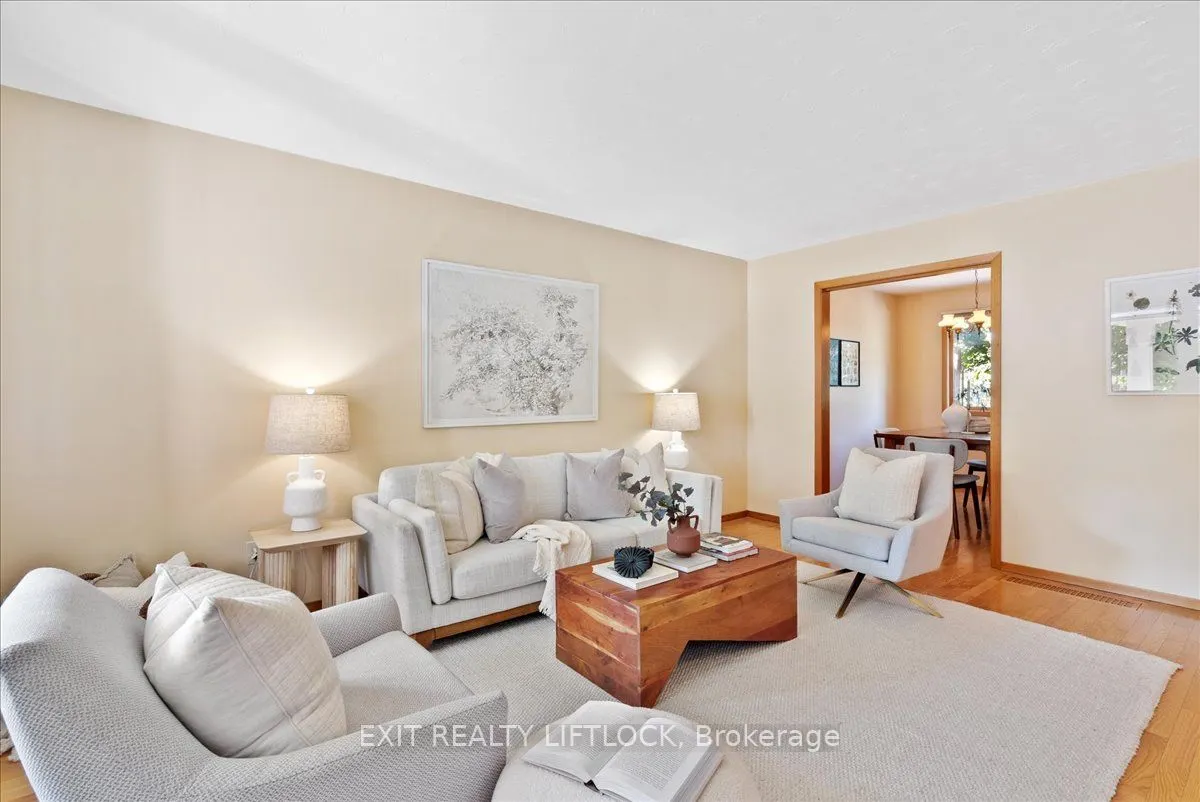 1540 Redwood Drive