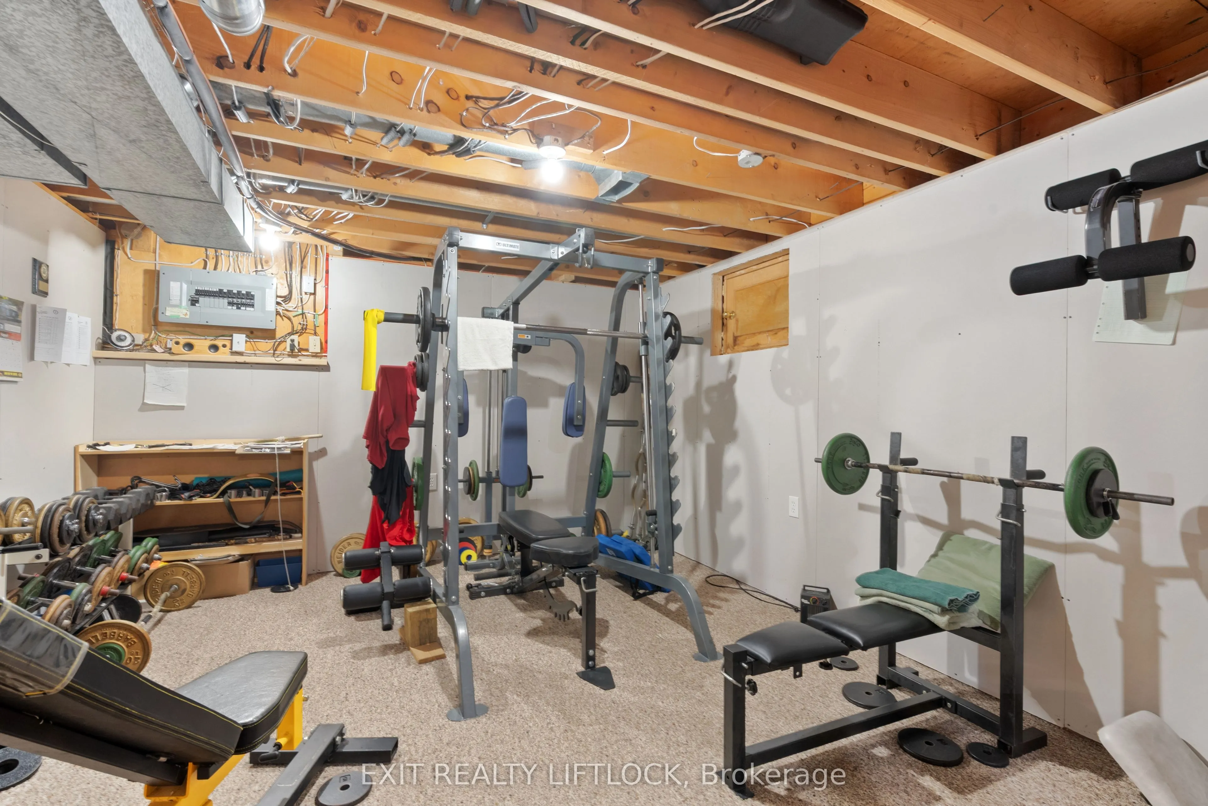 1540 Redwood Drive