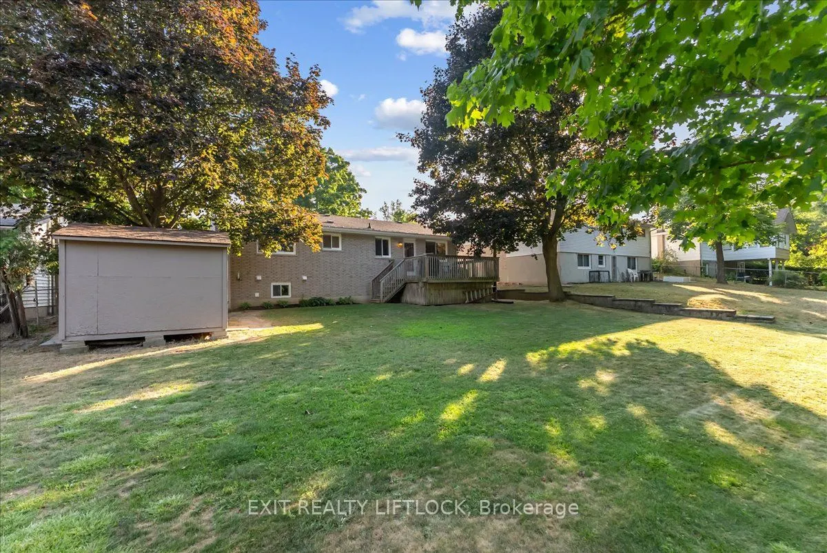 1540 Redwood Drive
