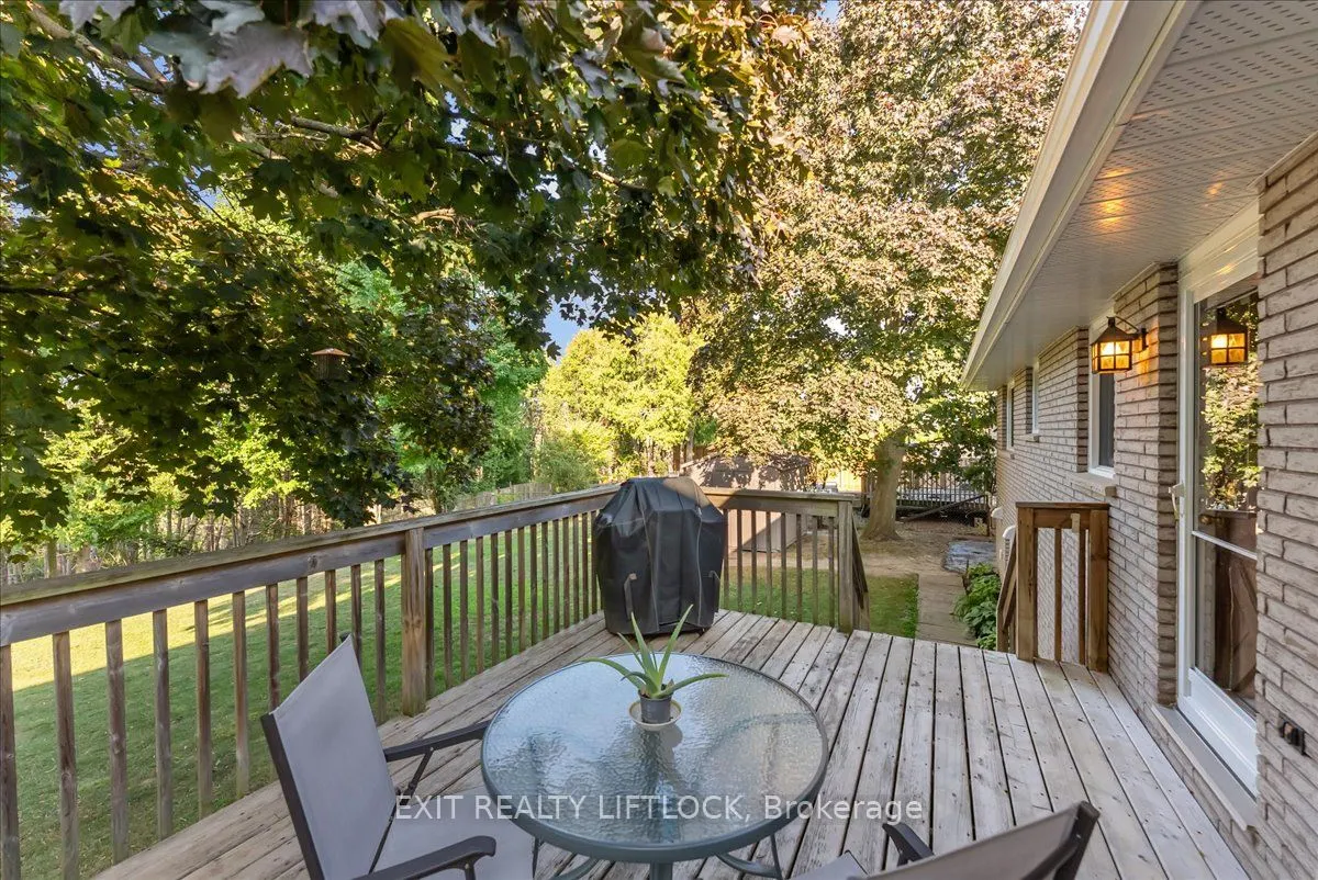 1540 Redwood Drive