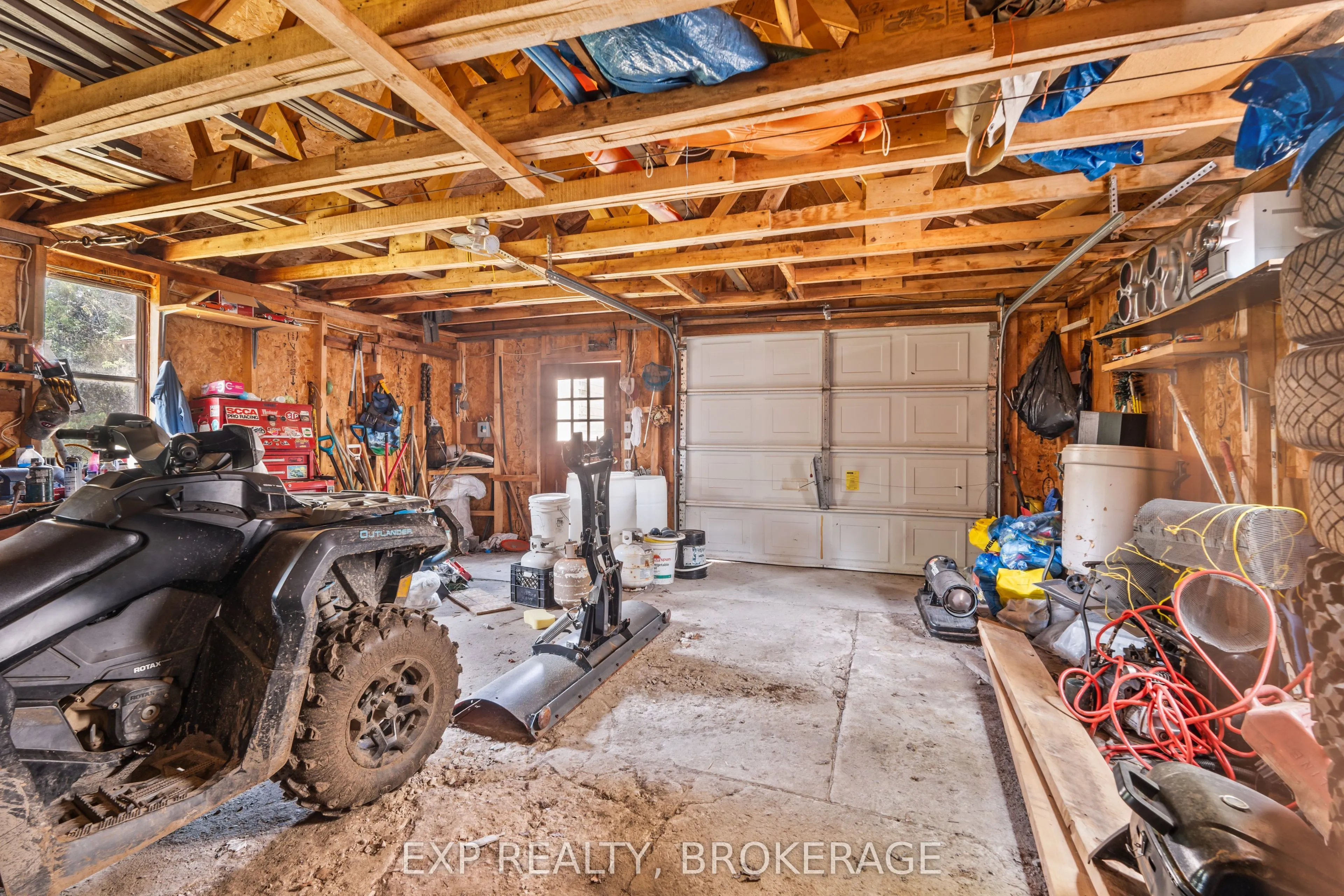 4 DENISON Drive
