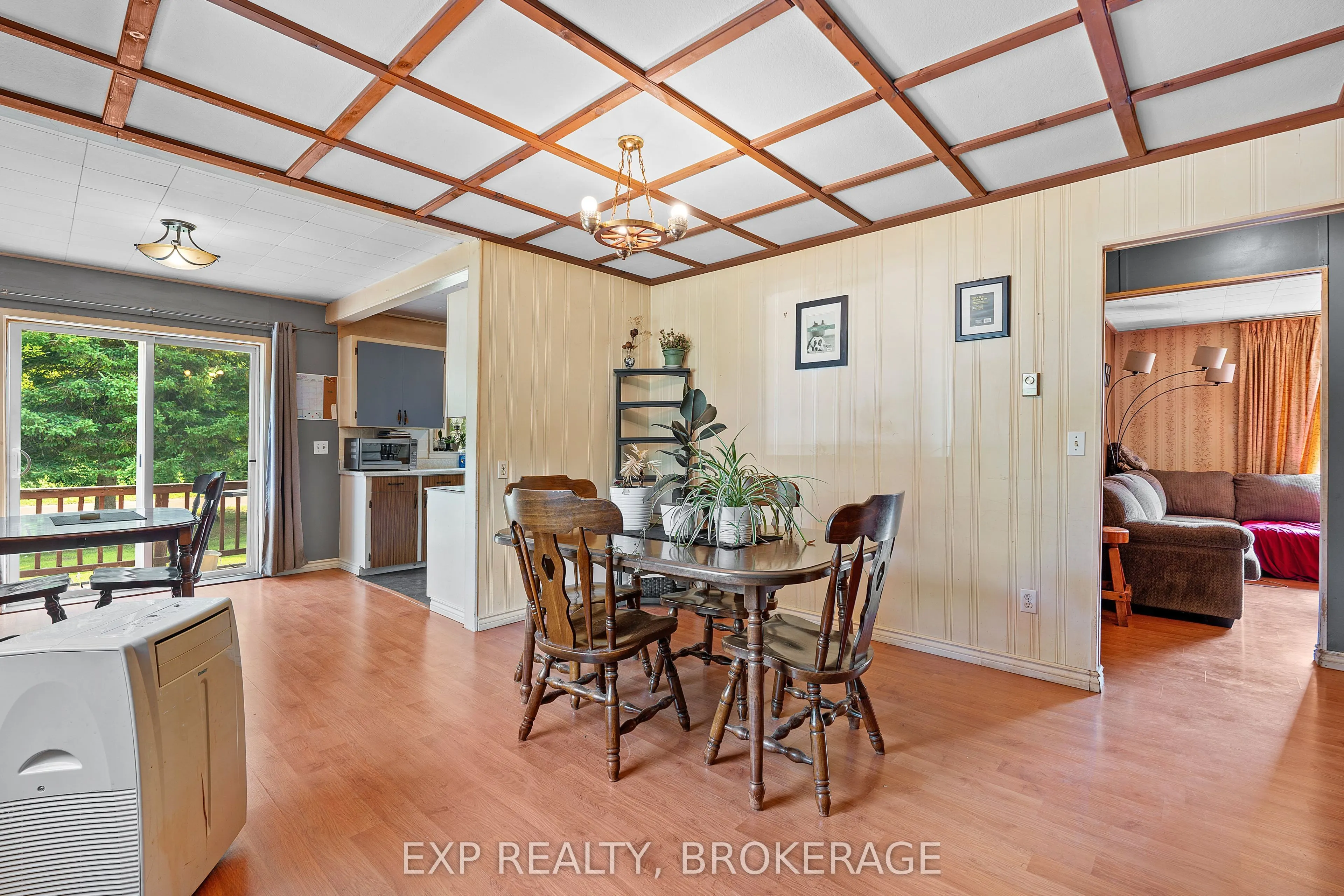 4 DENISON Drive