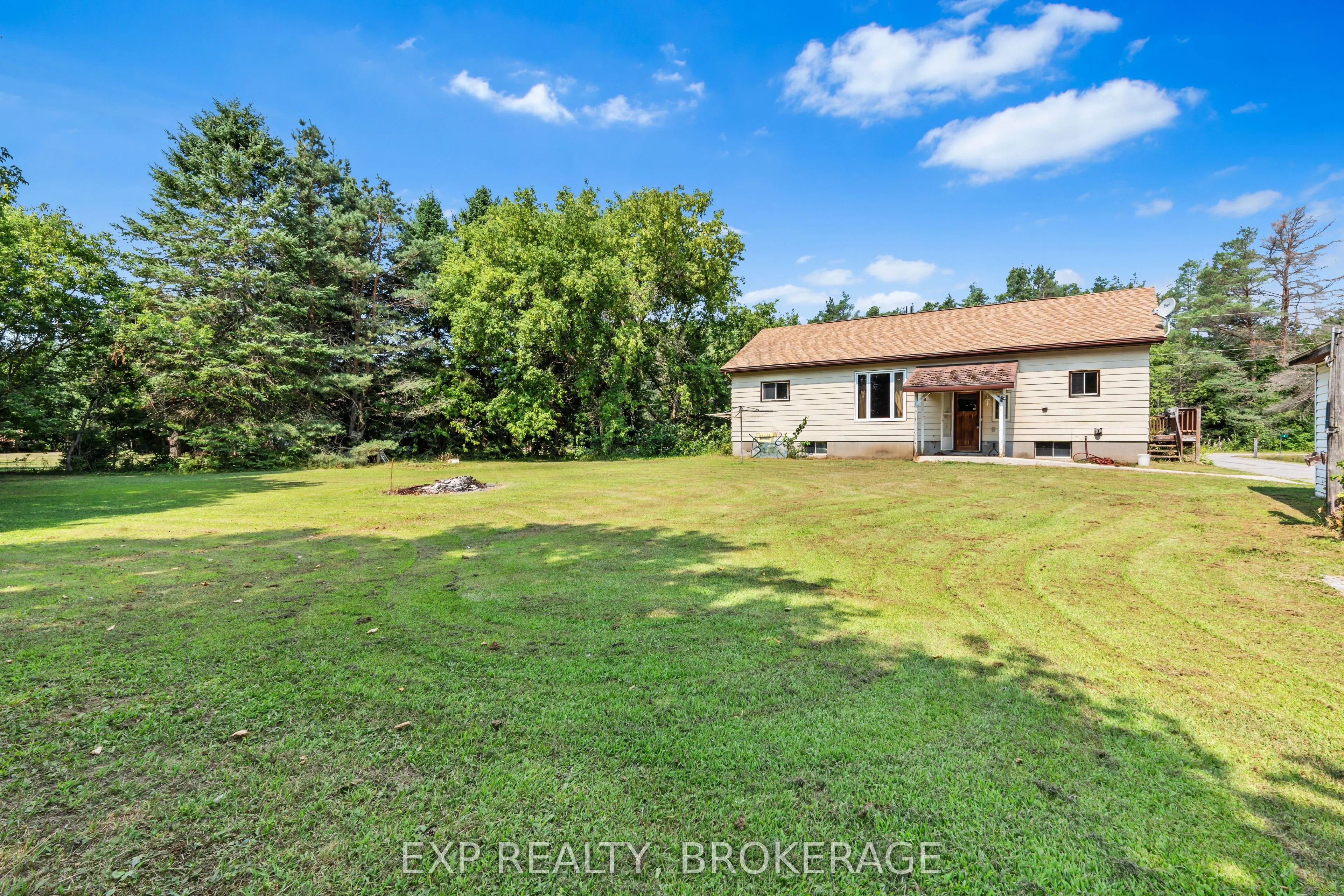 4 DENISON Drive