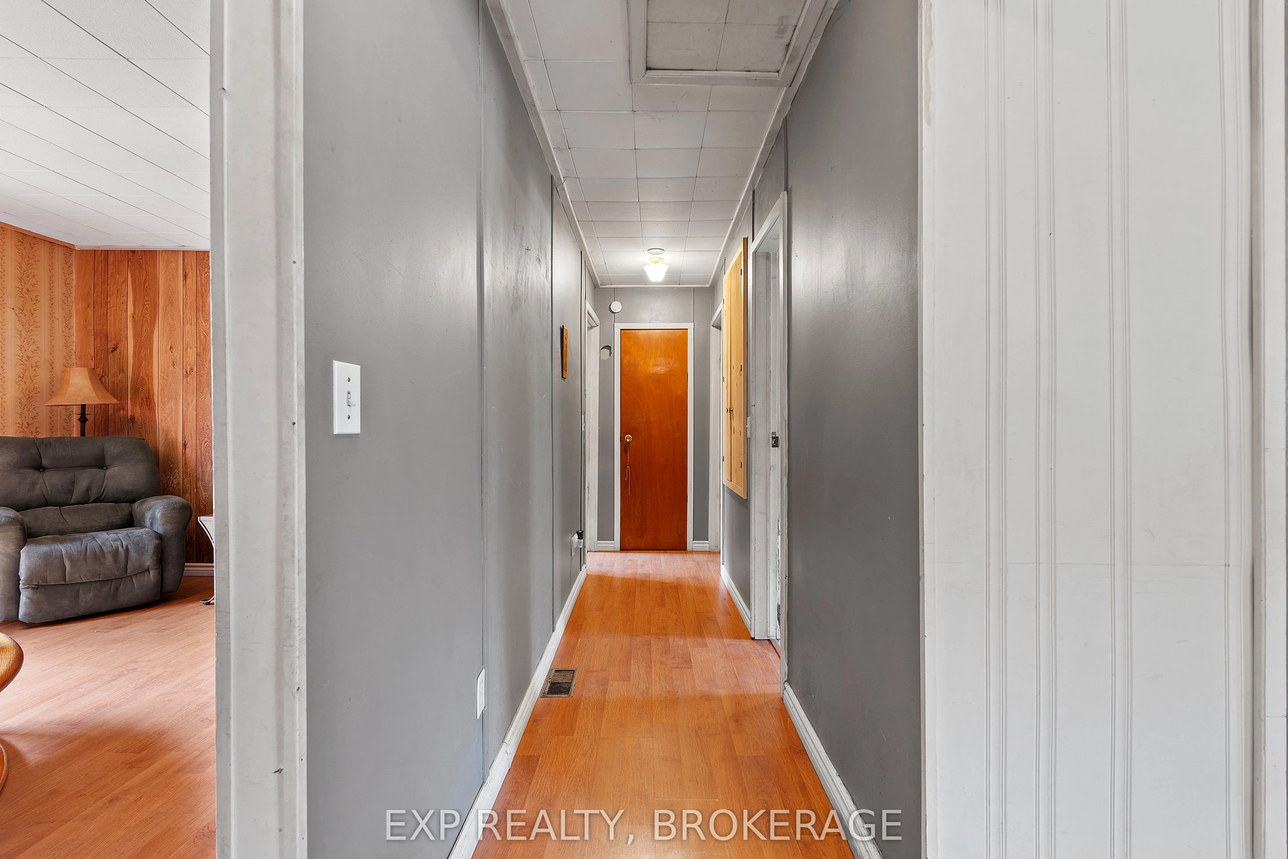 4 DENISON Drive