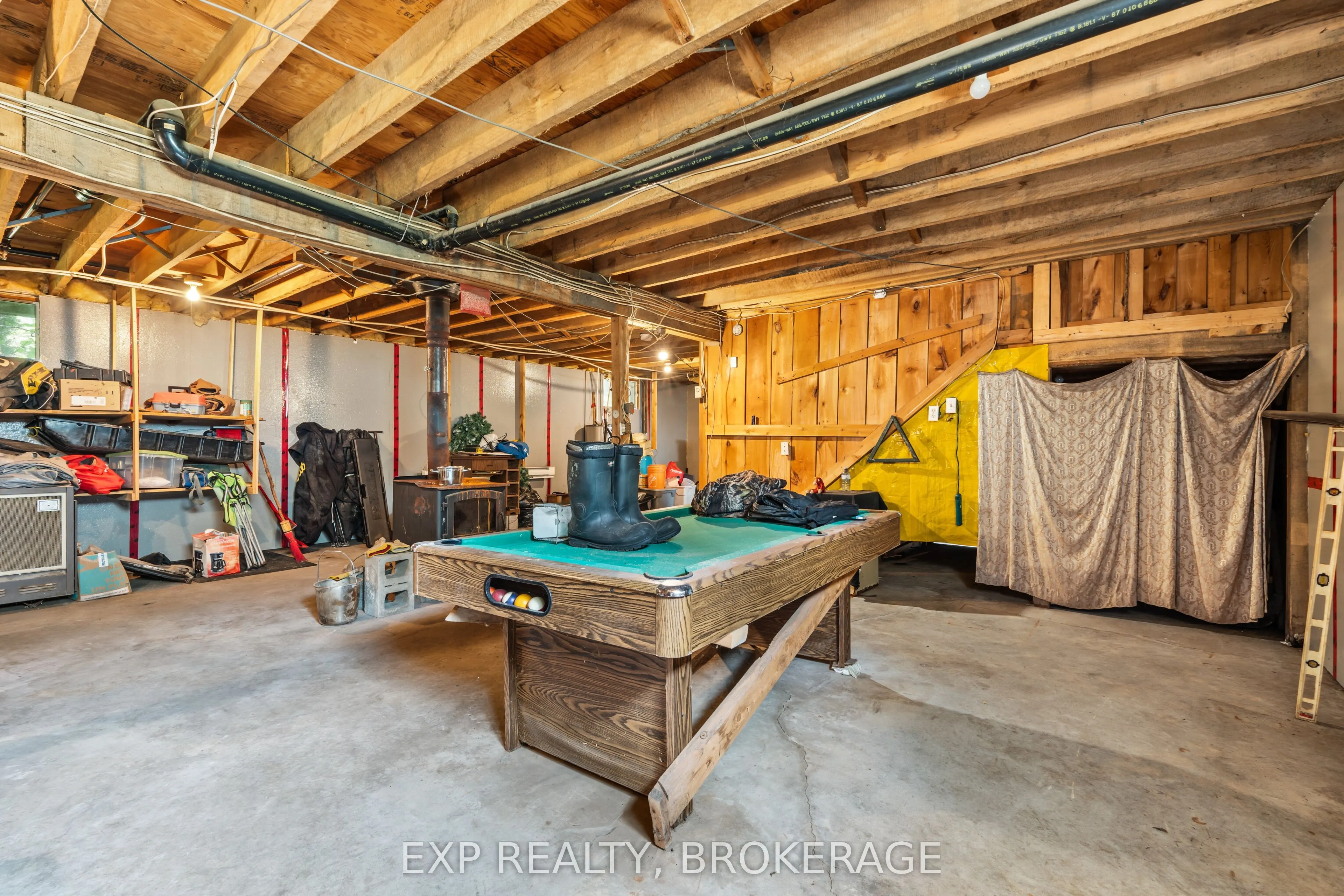 4 DENISON Drive