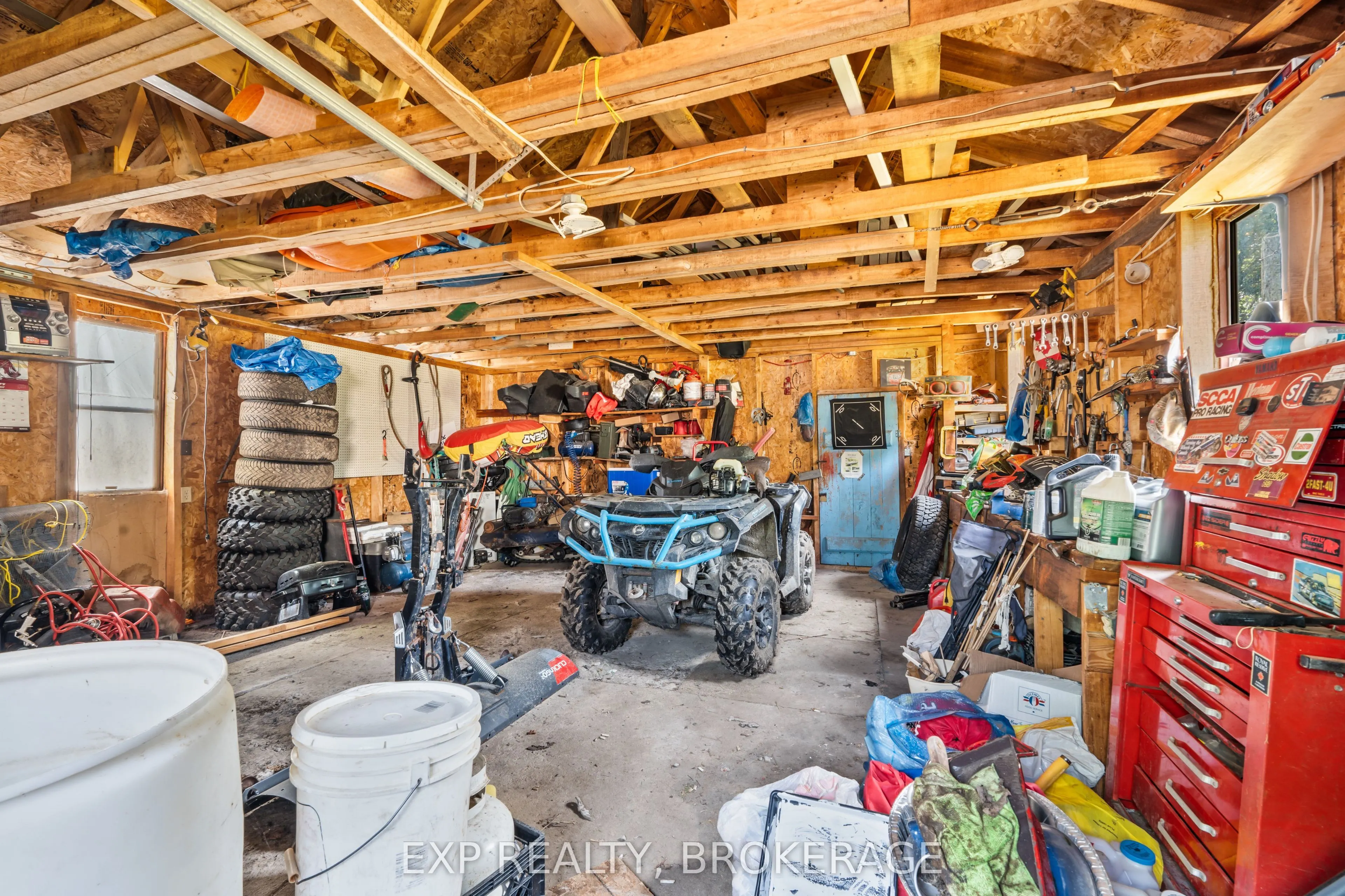 4 DENISON Drive