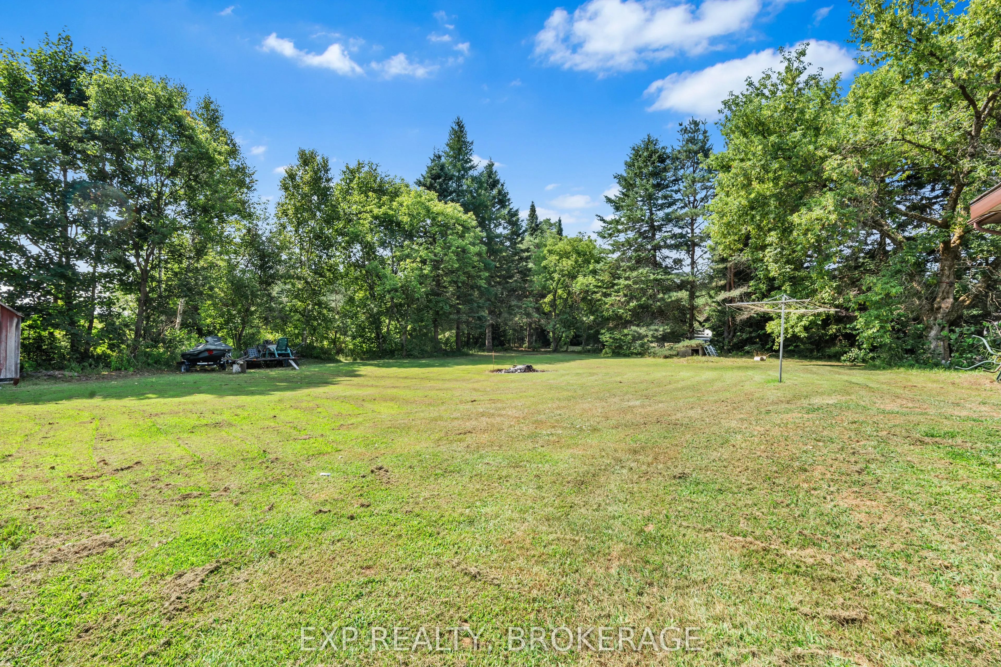 4 DENISON Drive