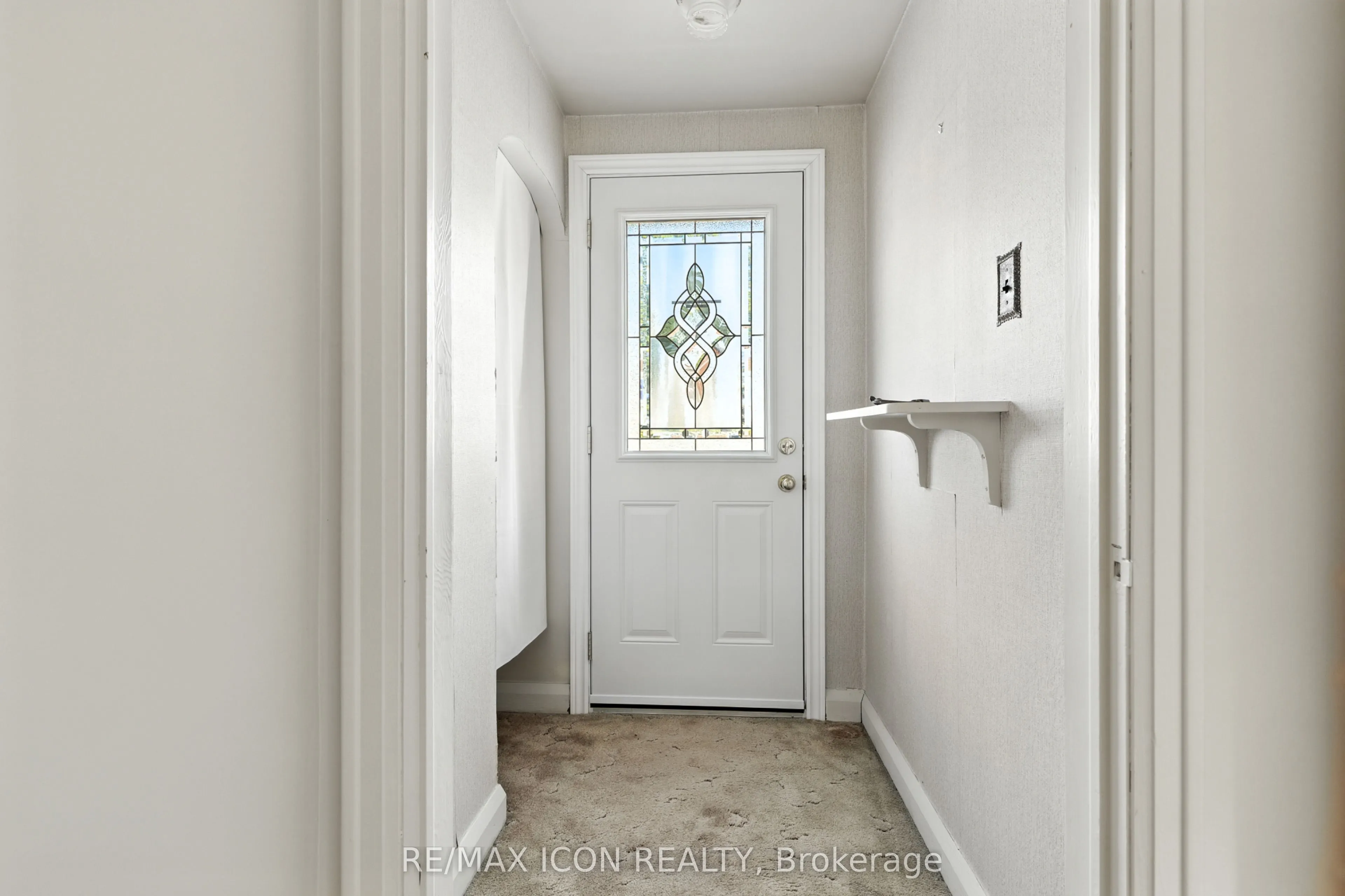 35 Grenville Avenue