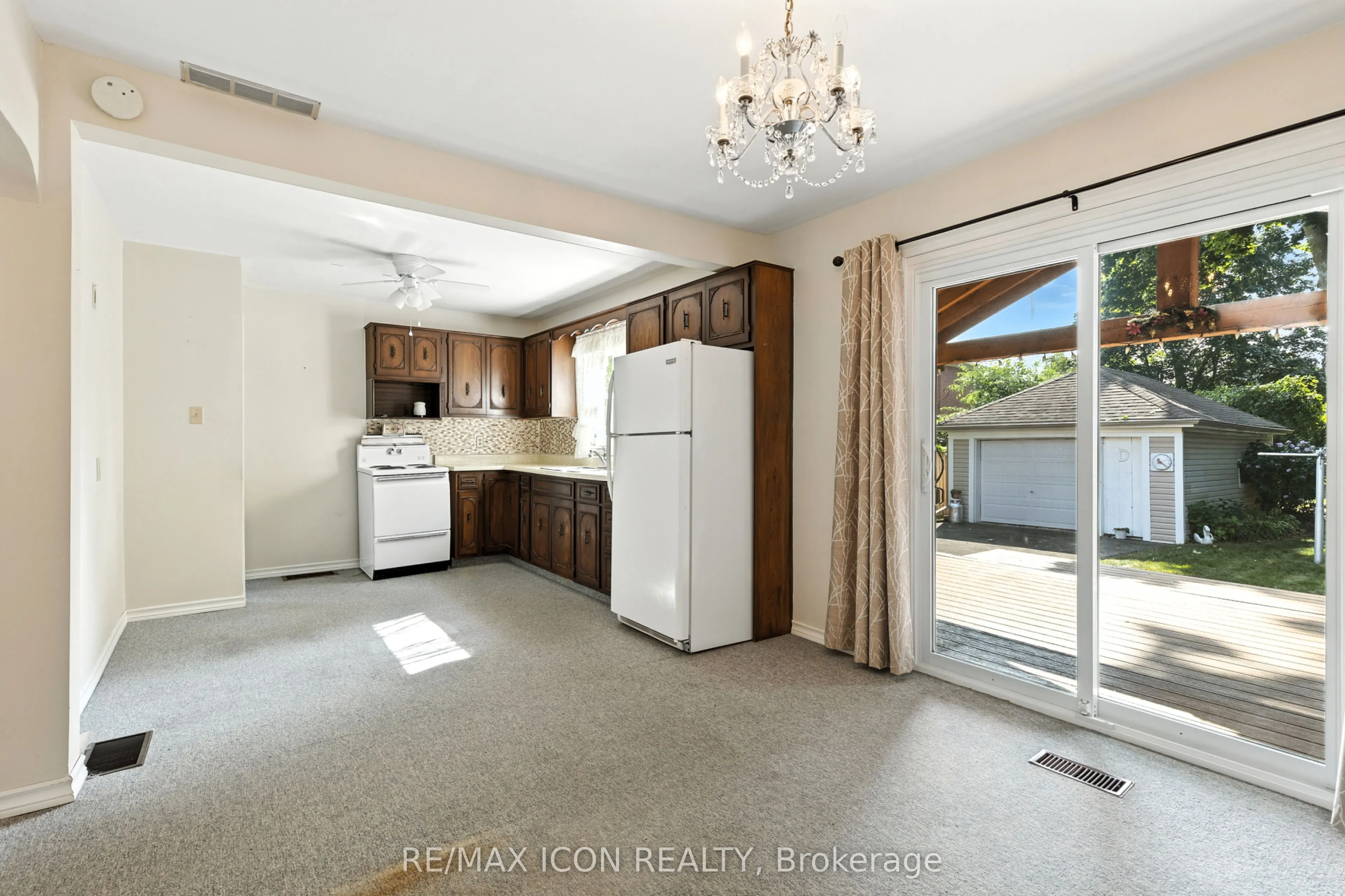 35 Grenville Avenue