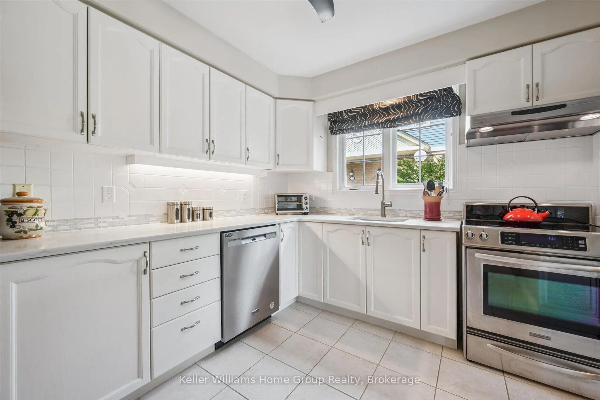 941 Gordon Street, #14