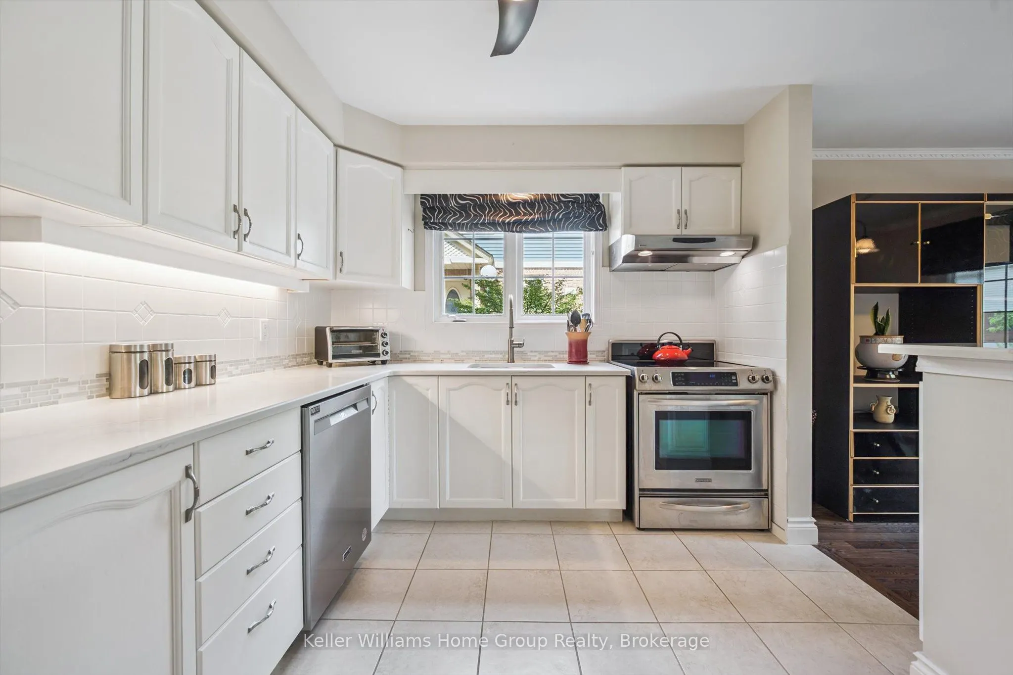 941 Gordon Street, #14