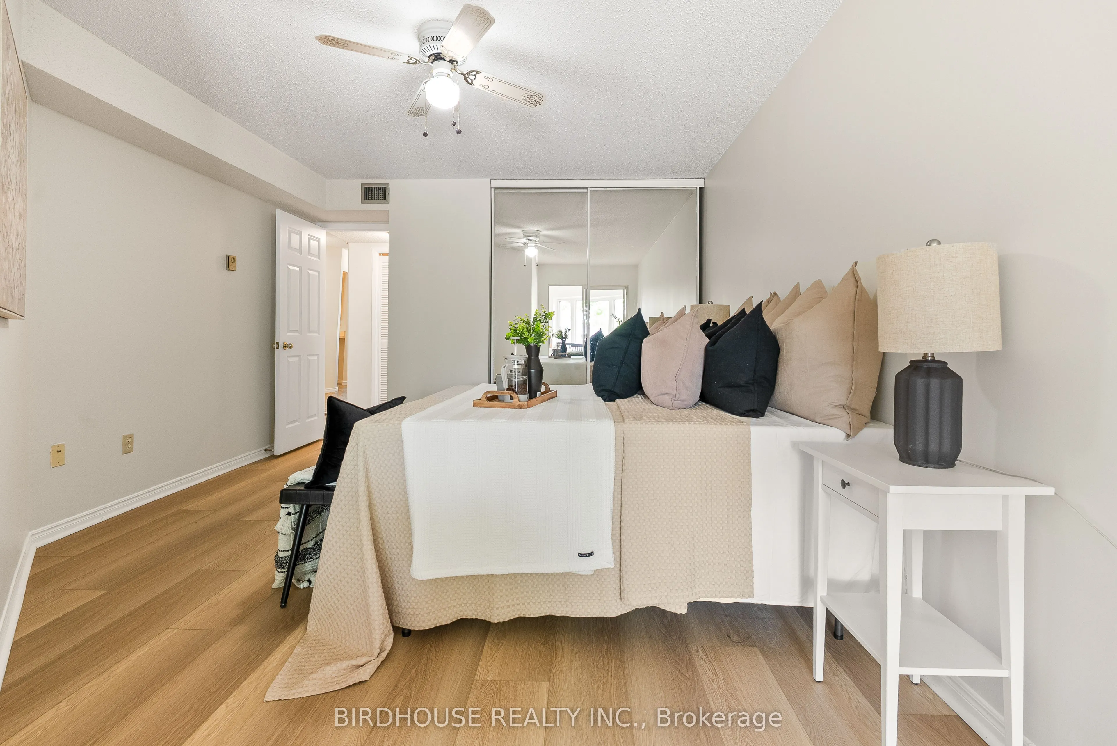 2 Heritage Way, #202