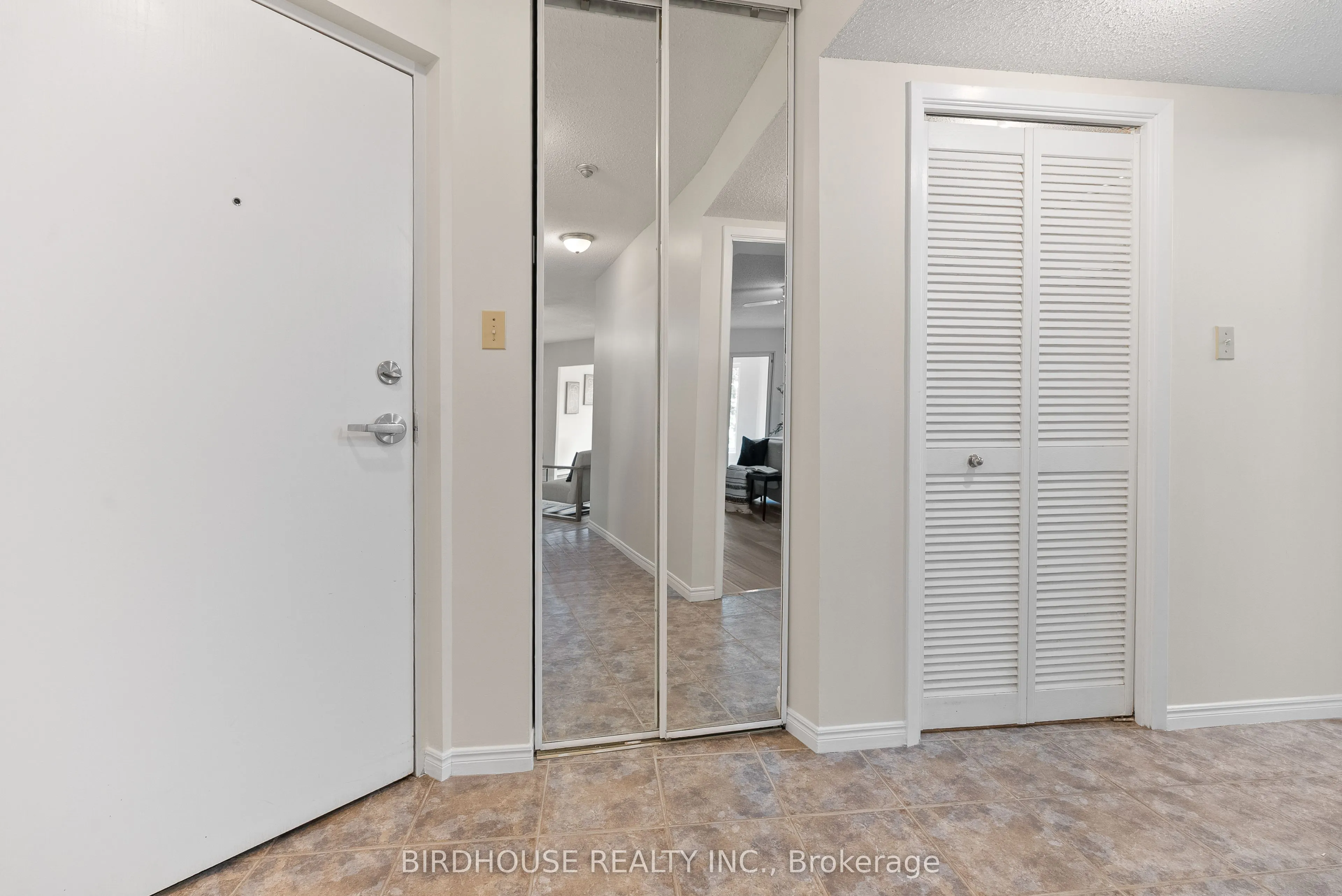 2 Heritage Way, #202