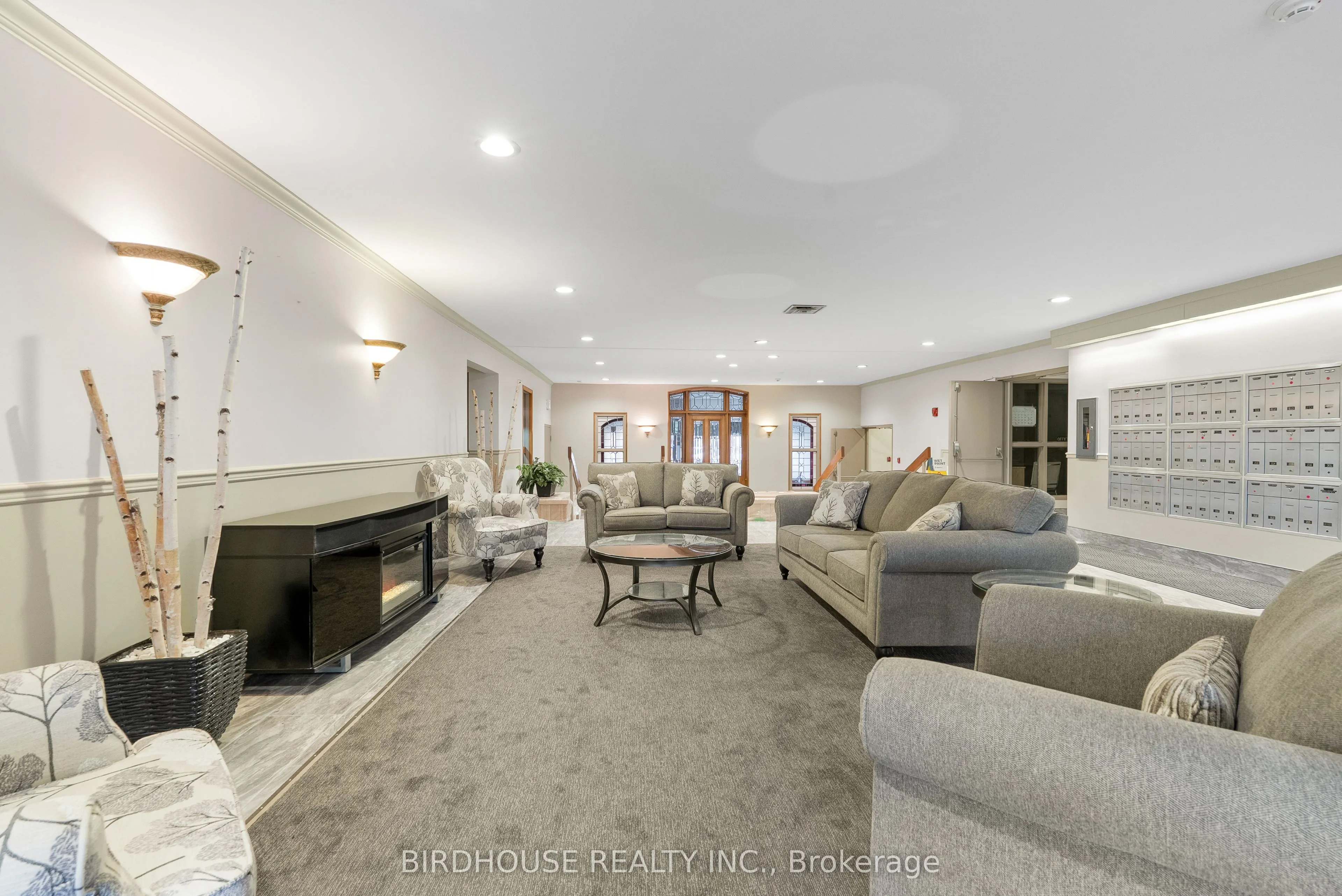 2 Heritage Way, #202