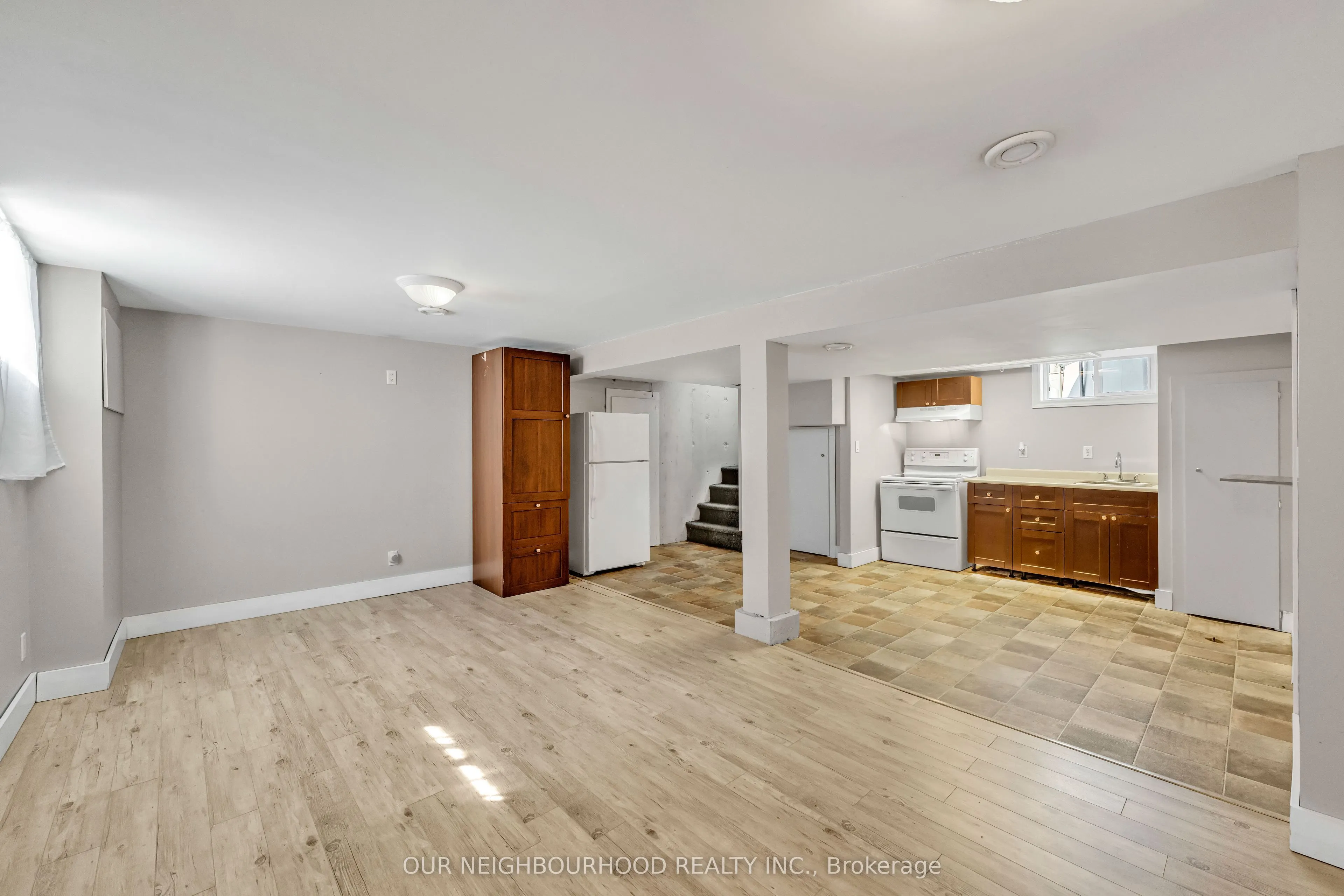538 Shirley Street, #B