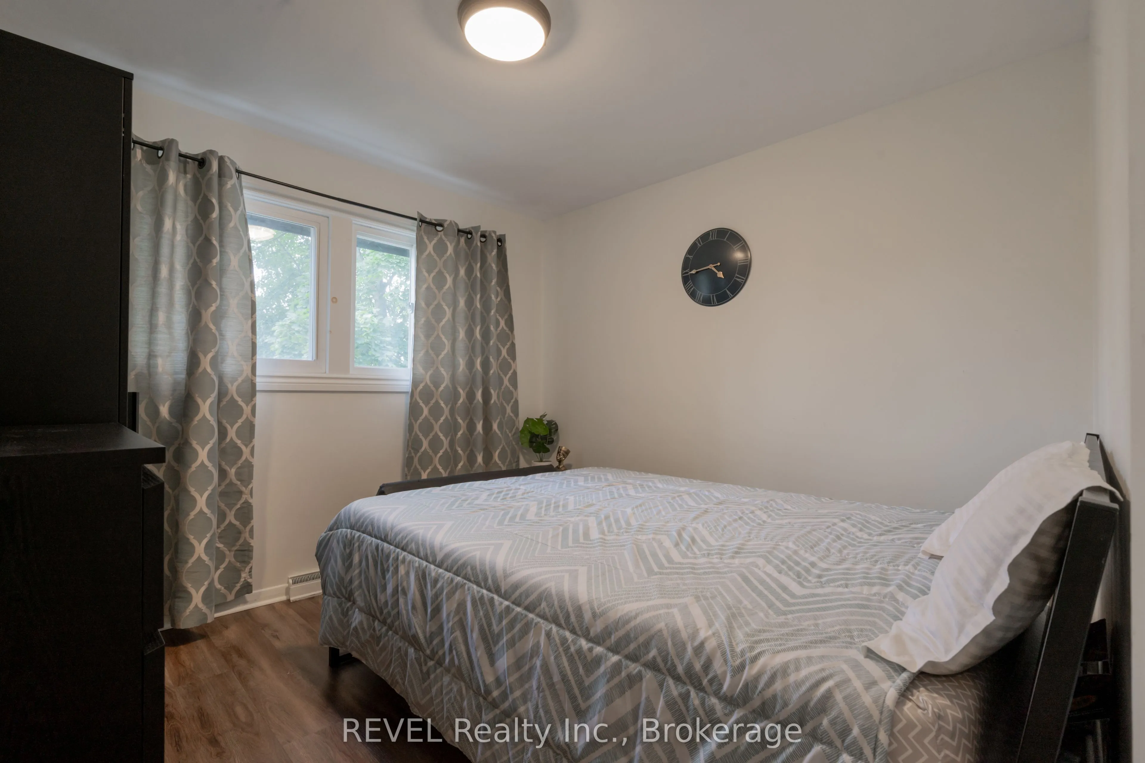 26 Hillgarden Road