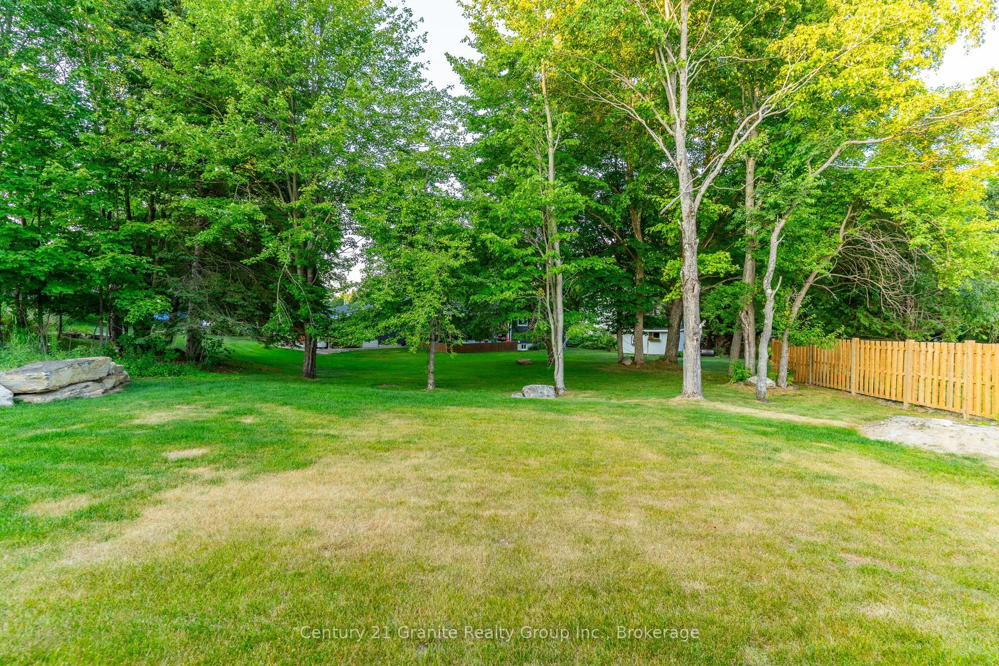 7 Marluc Avenue