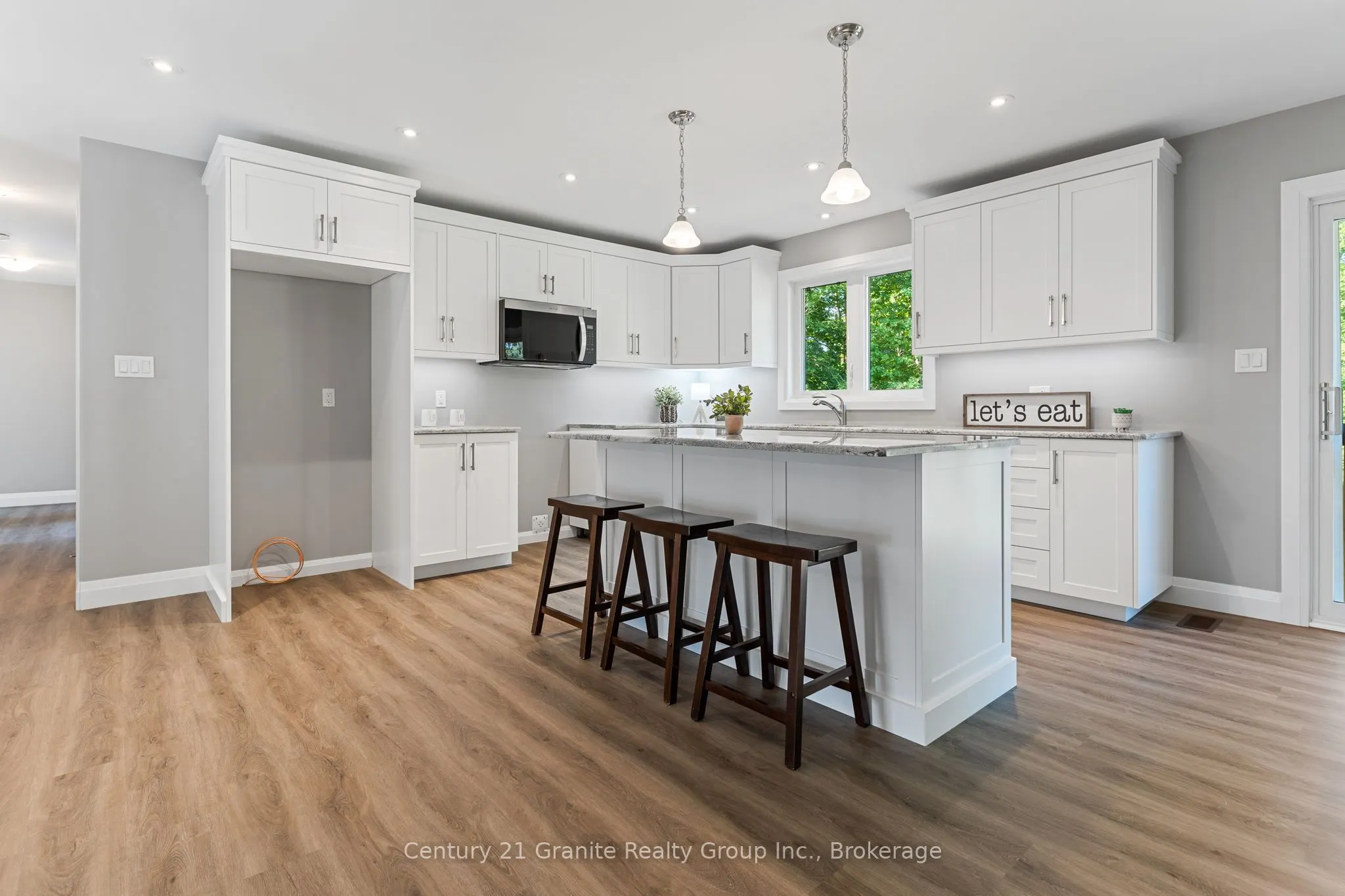 7 Marluc Avenue