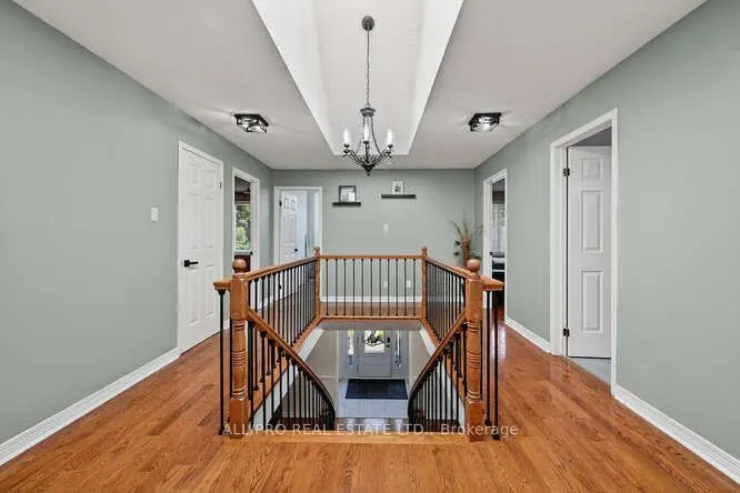 1144 Rideau Bend Crescent
