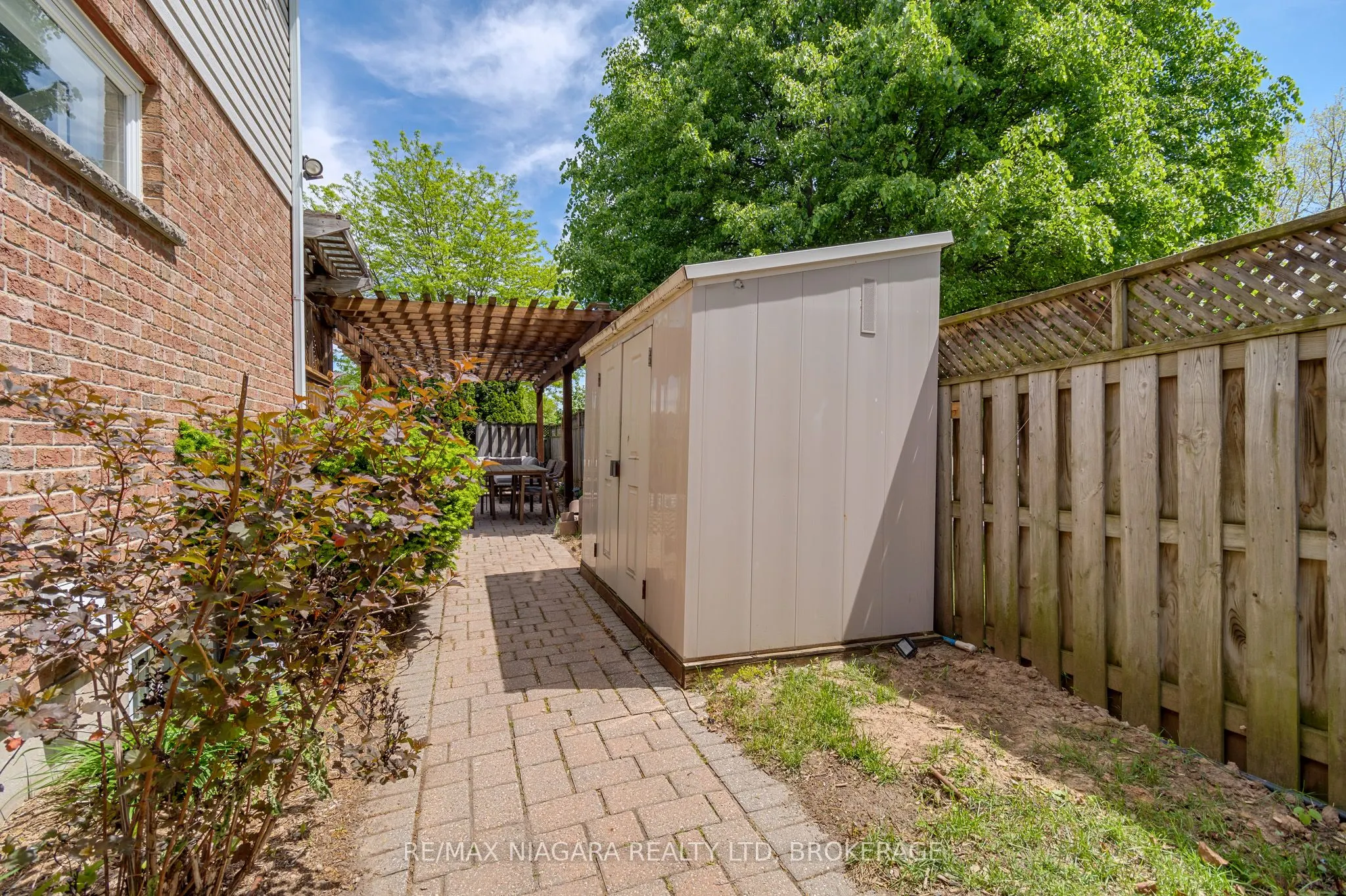 7955 HARVEST Crescent